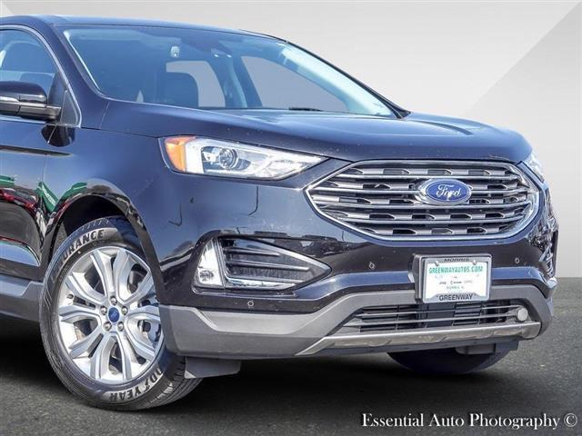 Used 2022 Ford Edge Titanium with VIN 2FMPK4K91NBA15832 for sale in Morris, IL