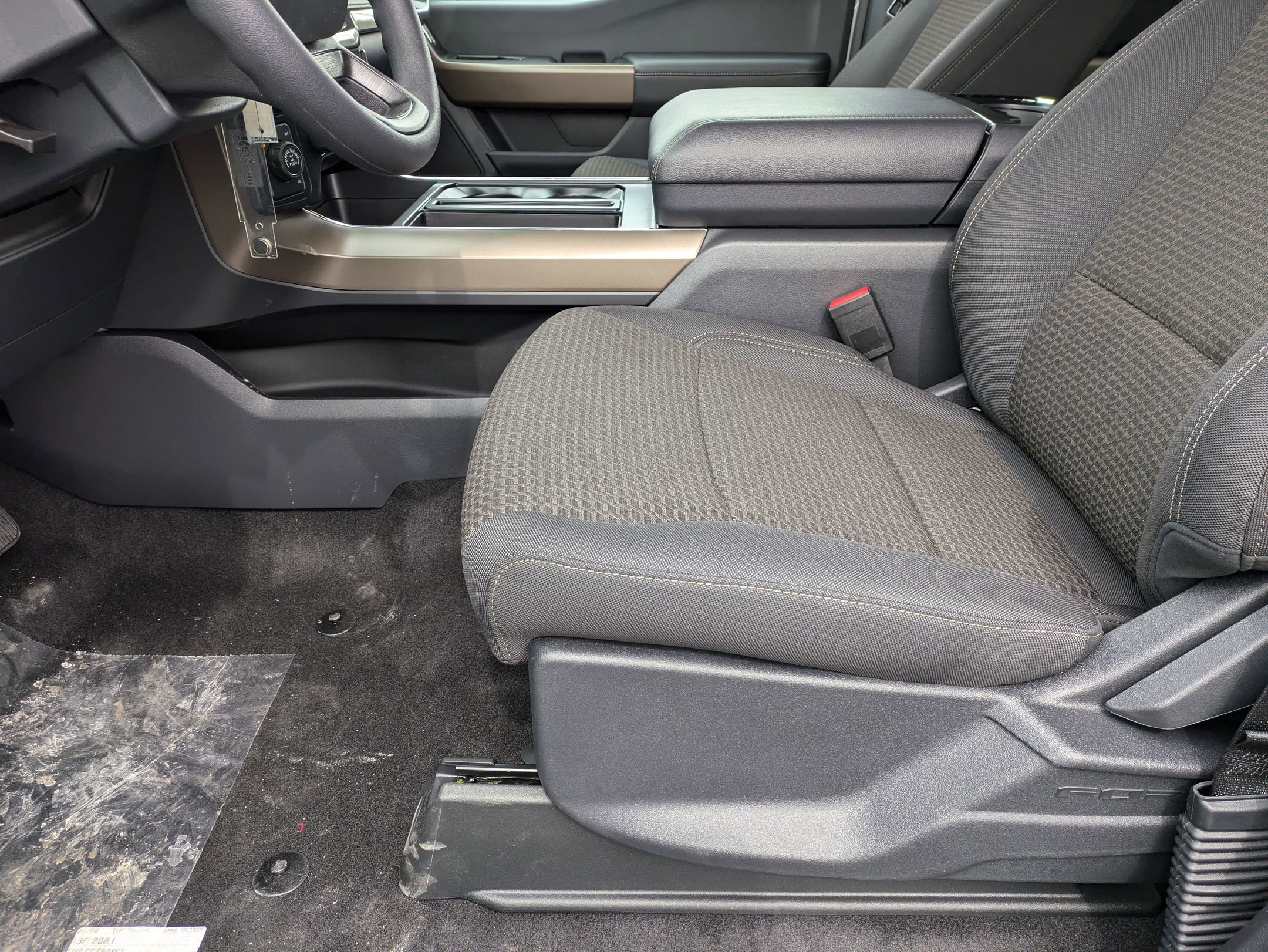 2025 Ford F-150 STX photo 4