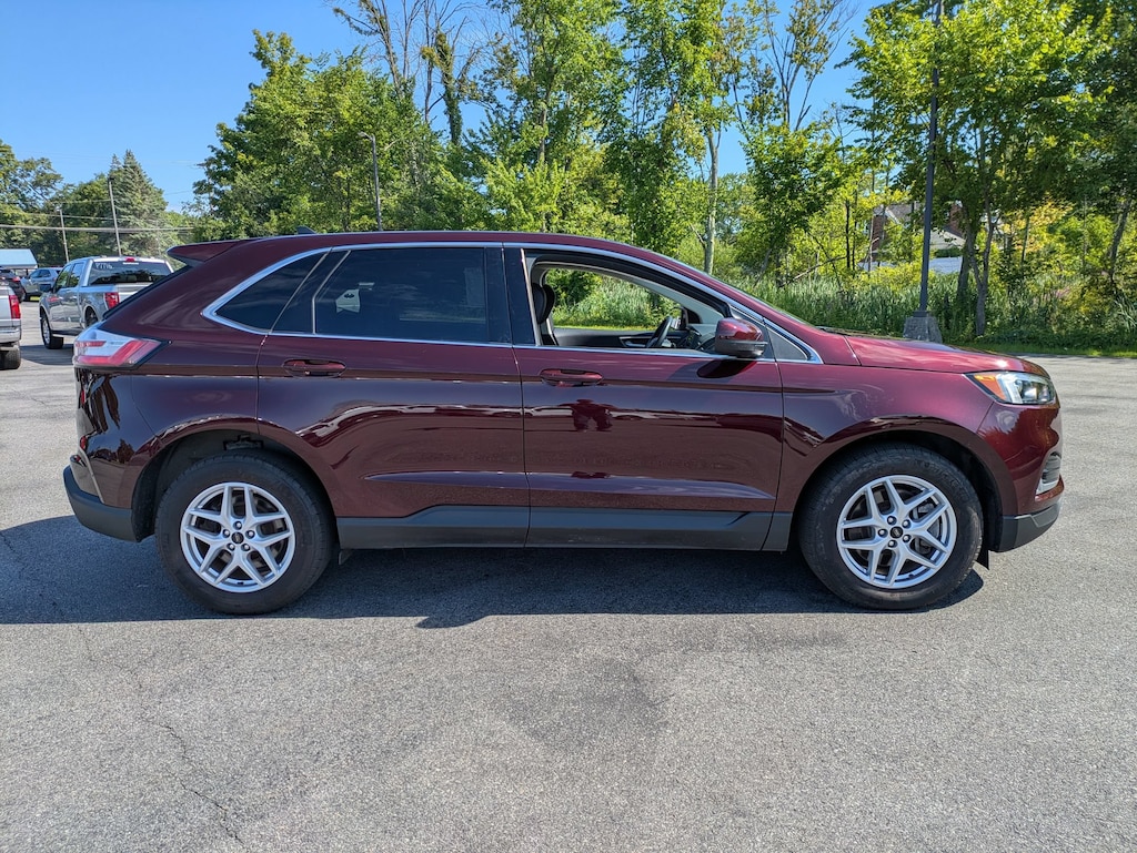 Certified 2024 Ford Edge SUV