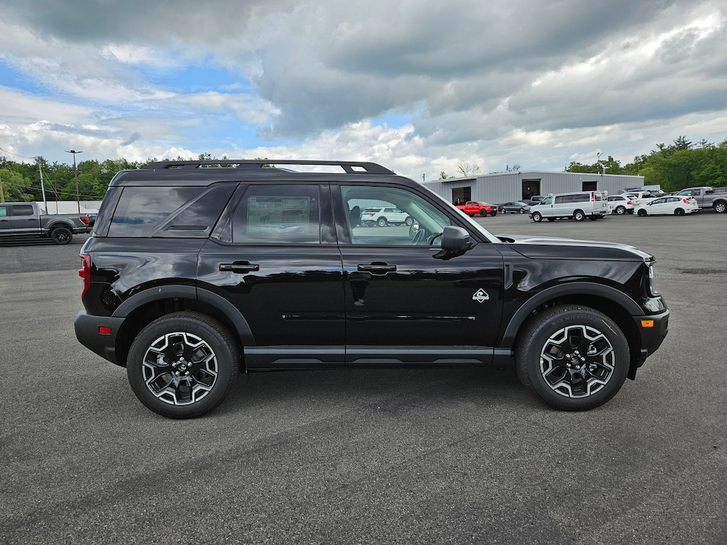 New 2025 Ford Bronco Sport Outer Banks SUV