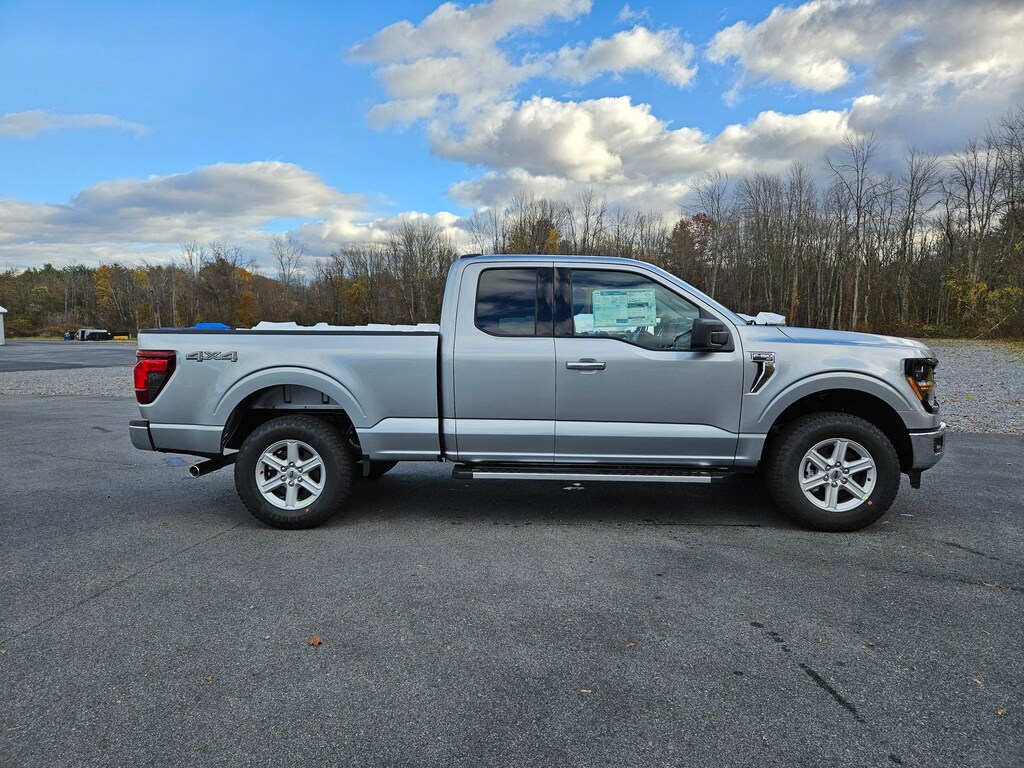 New 2025 Ford F-150 XLT TRUCK
