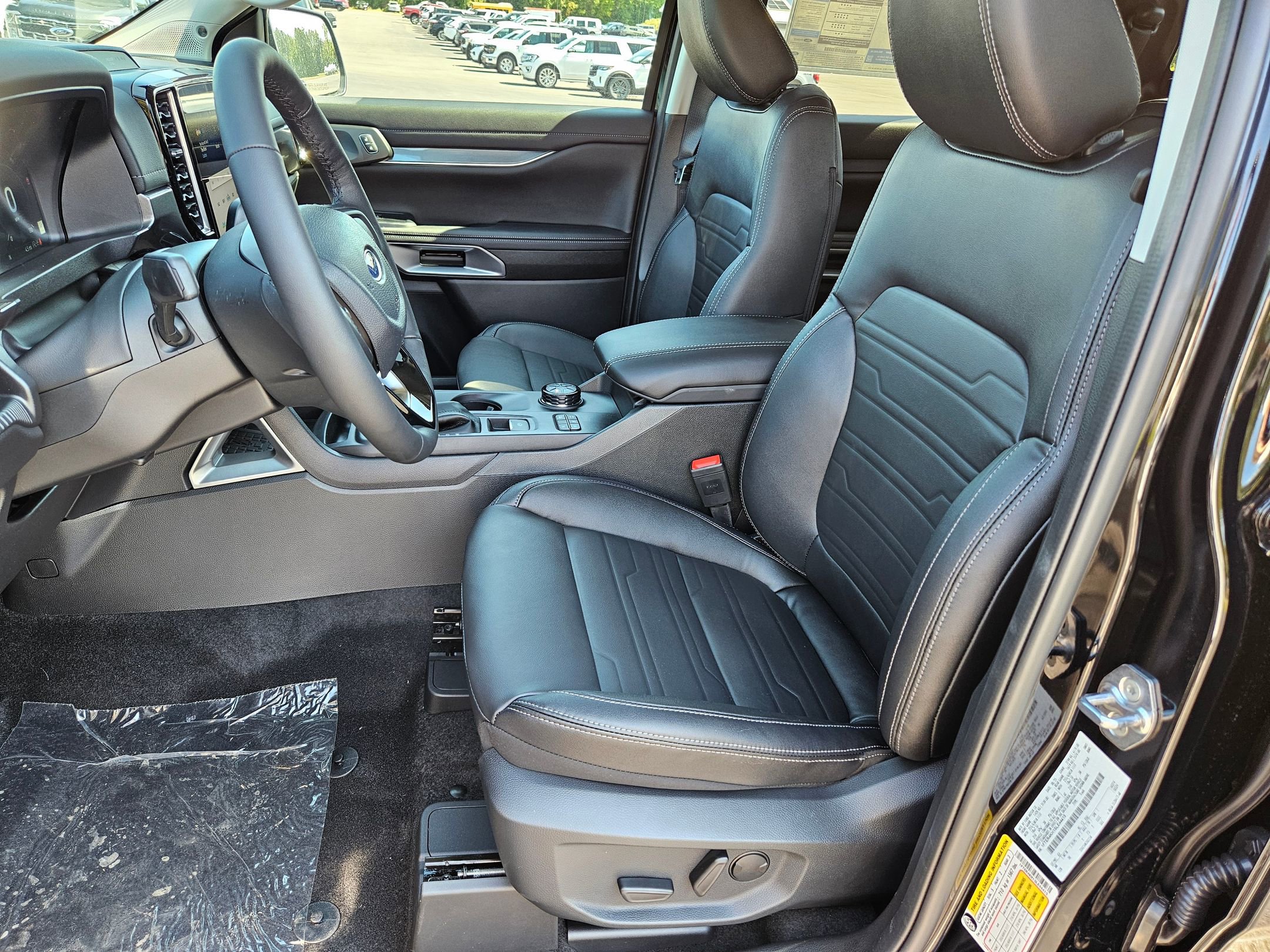 2025 Ford Ranger Lariat photo 4
