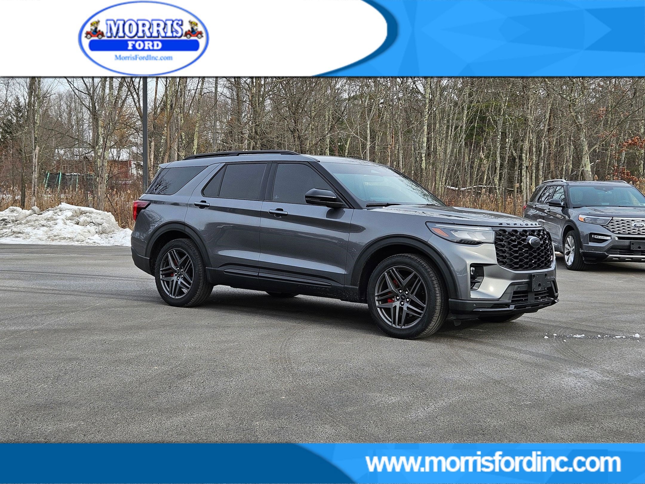 2025 Ford Explorer ST's photo