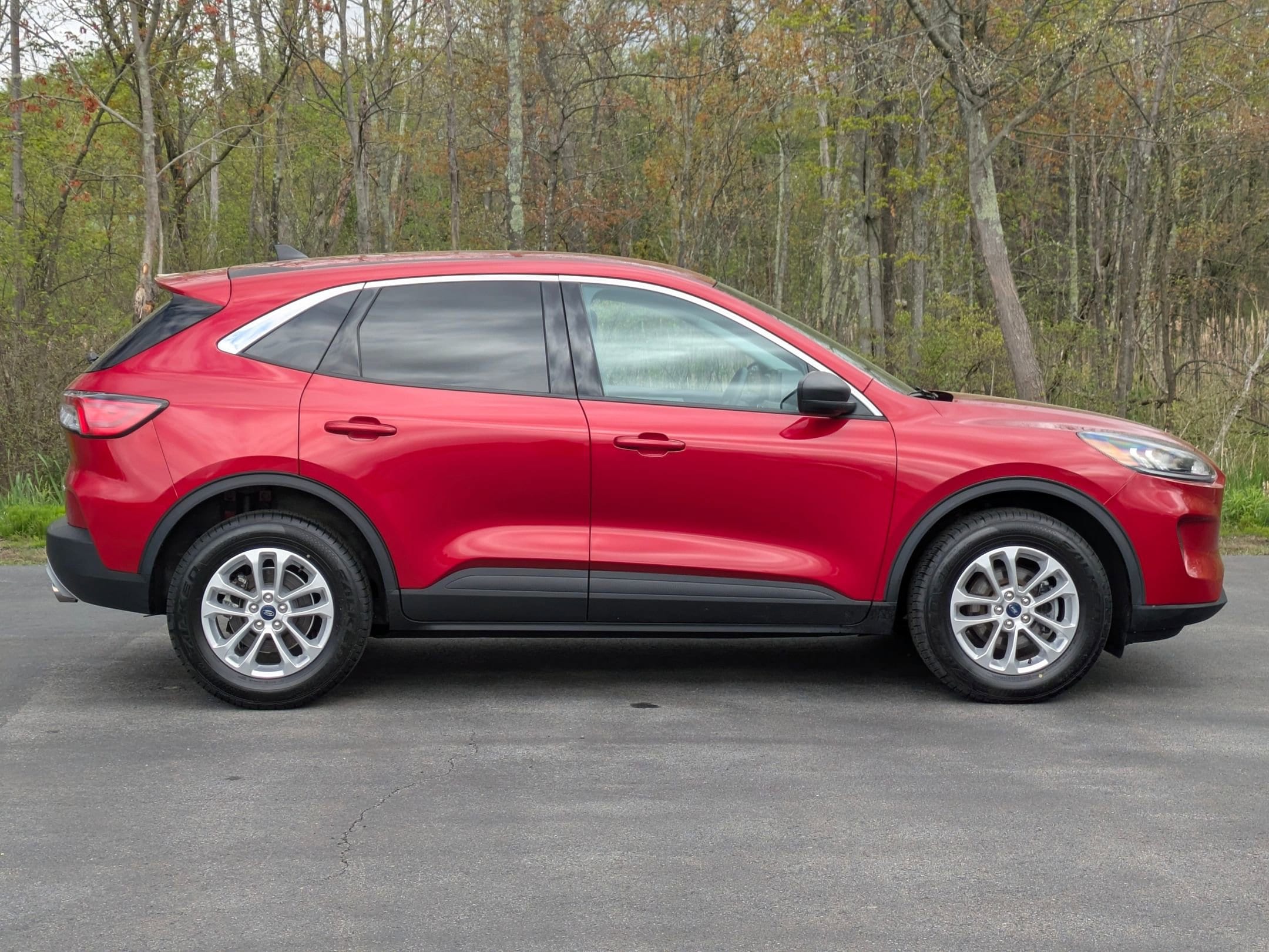 Certified 2022 Ford Escape SE with VIN 1FMCU9G62NUB34231 for sale in Ballston Lake, NY