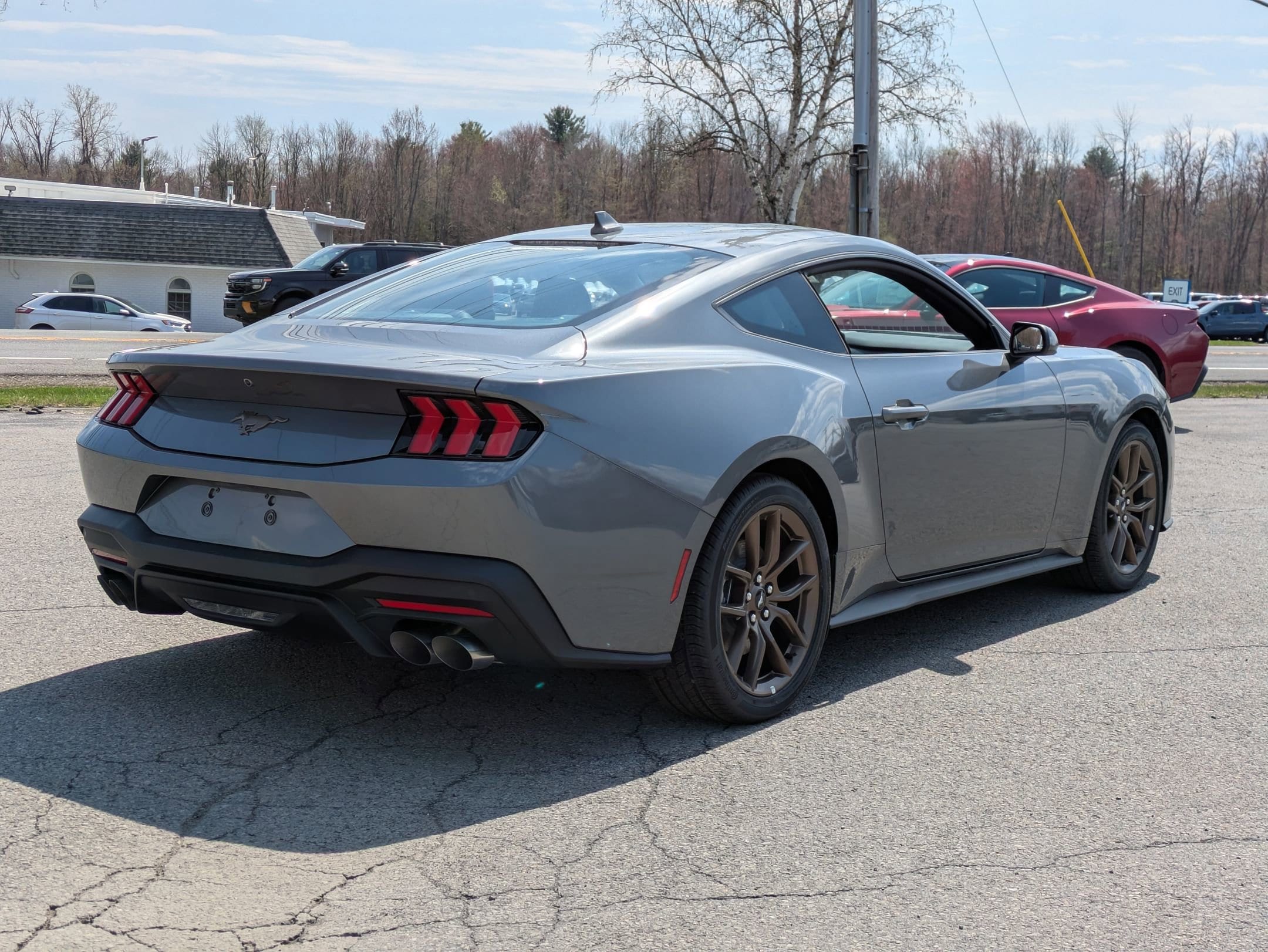 2026 Ford Mustang EcoBoost Premium Fastback - Photo 2