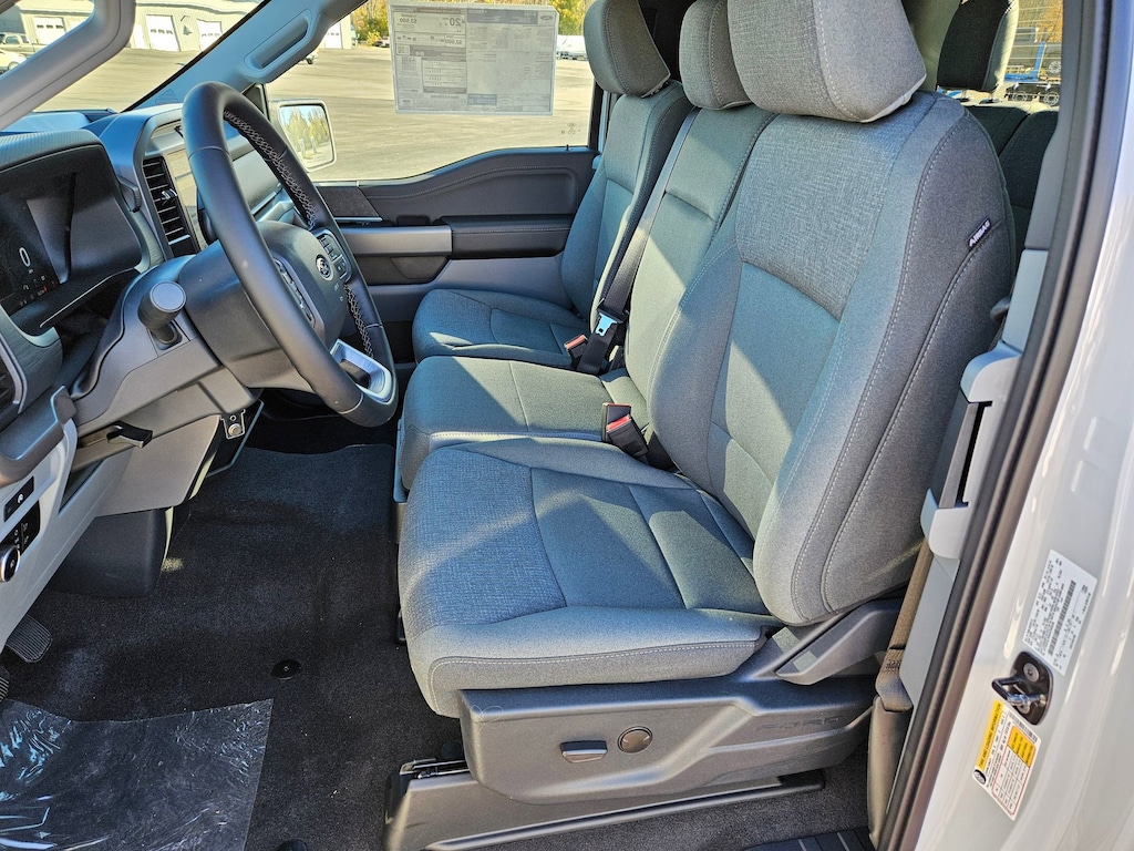 New 2025 Ford F-150 XLT TRUCK