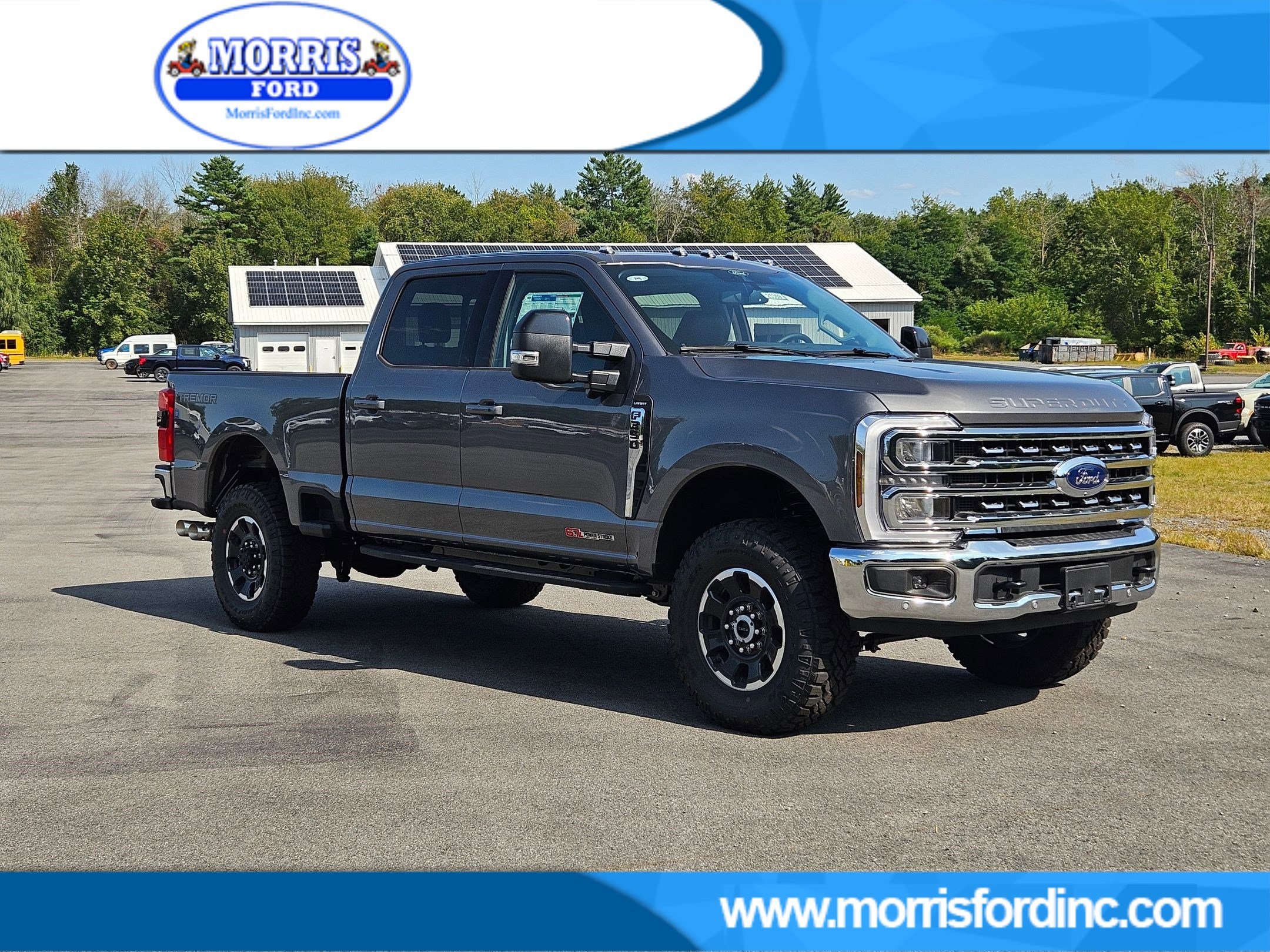 2025 Ford F-350 Super Duty Lariat's photo