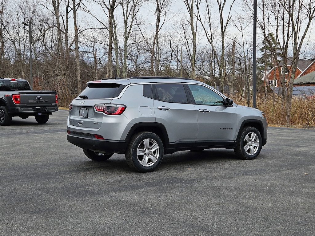 Used 2022 Jeep Compass Latitude SUV