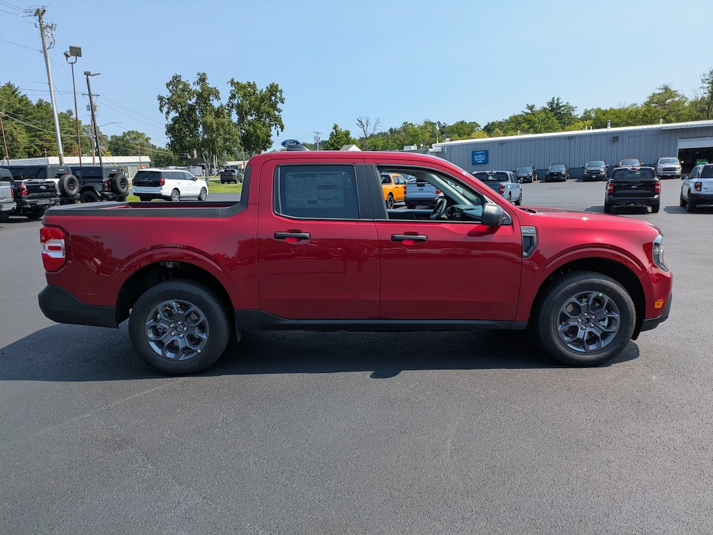 New 2026 Ford Maverick XLT TRUCK