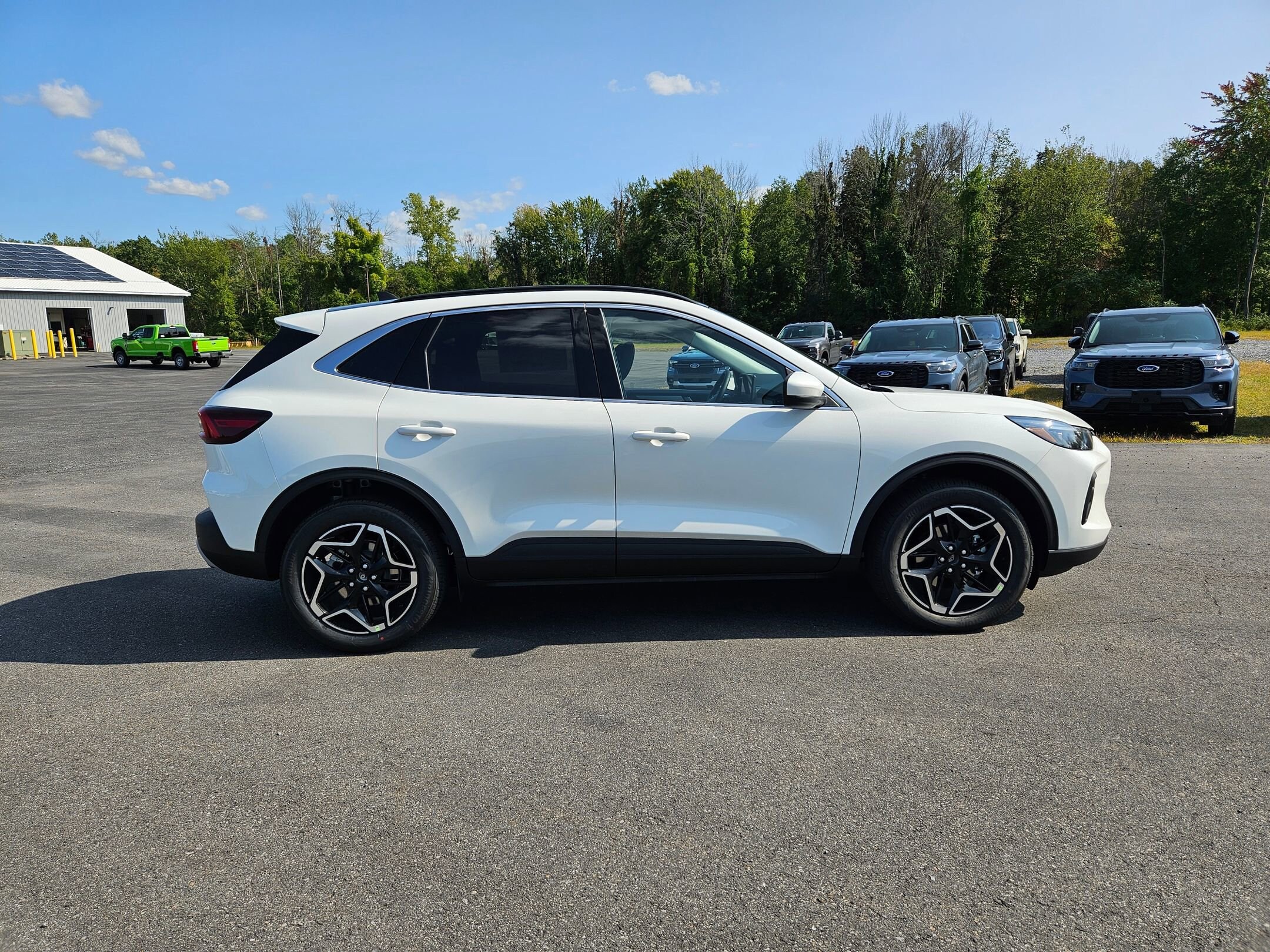 2025 Ford Escape Platinum photo 2