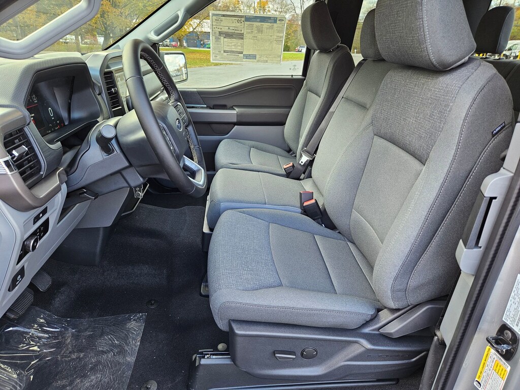 New 2025 Ford F-150 XLT TRUCK