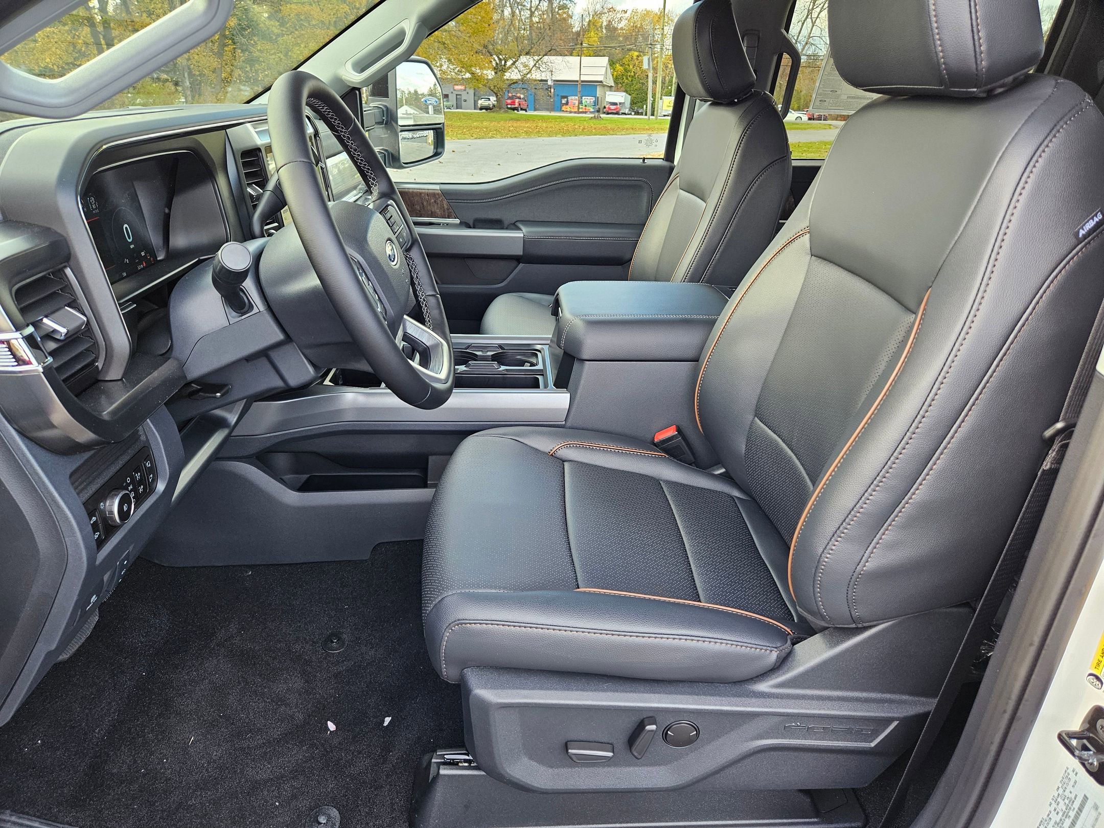 2026 Ford F-350 Lariat photo 4