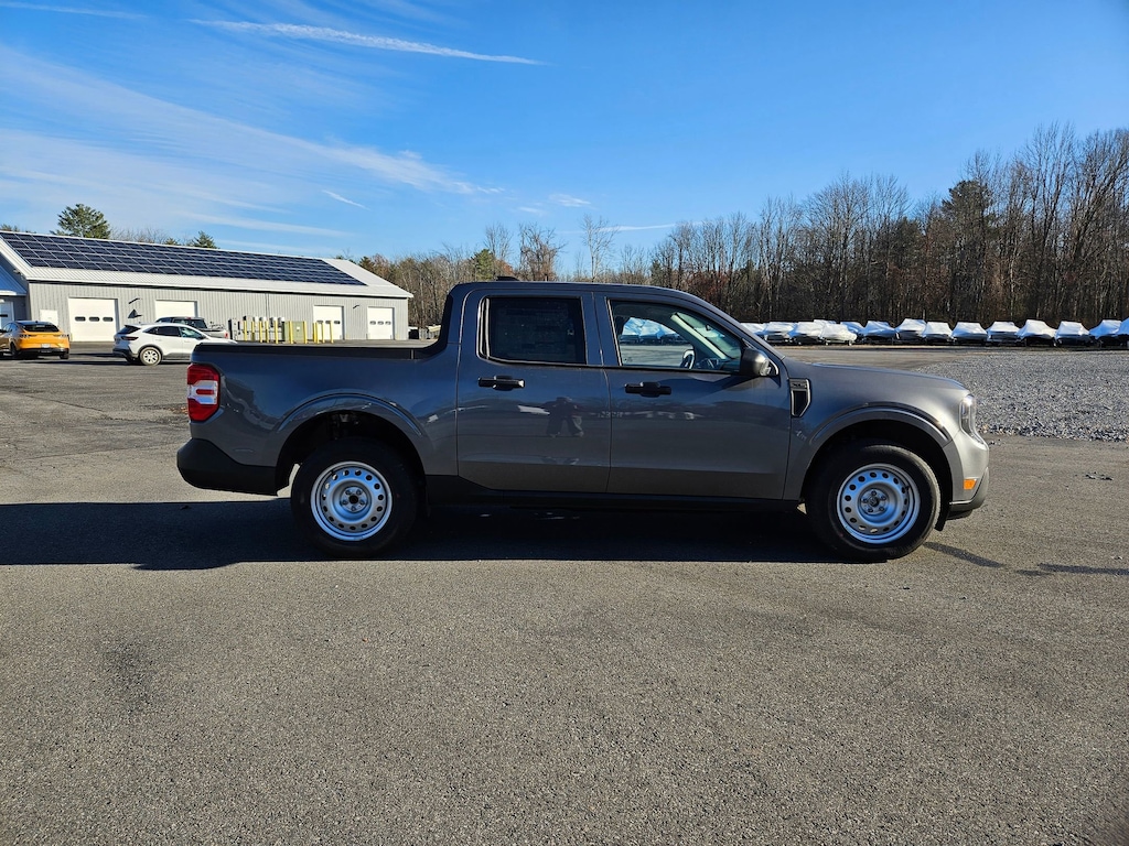New 2025 Ford Maverick XL TRUCK