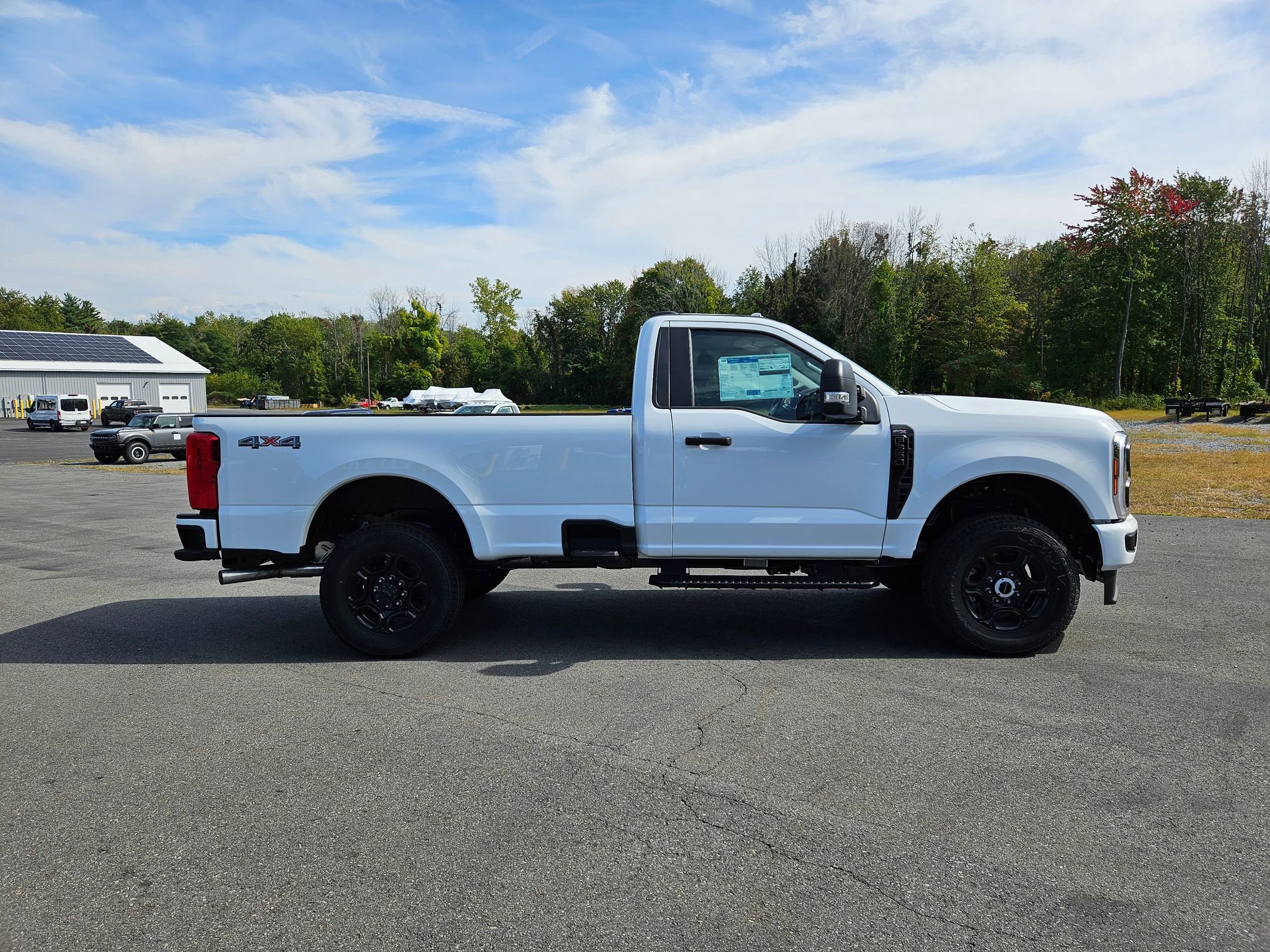 2026 Ford F-350 photo 2