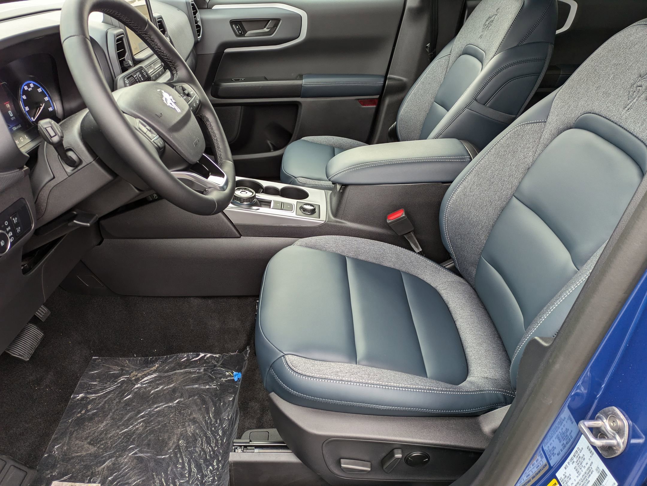 2024 Ford Bronco Sport Outer Banks photo 4