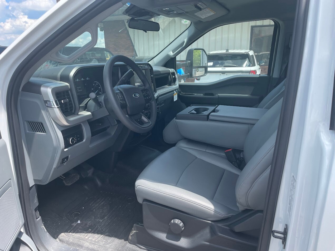 2024 Ford F-550 Super Duty Chassis Cab XL - Photo 6