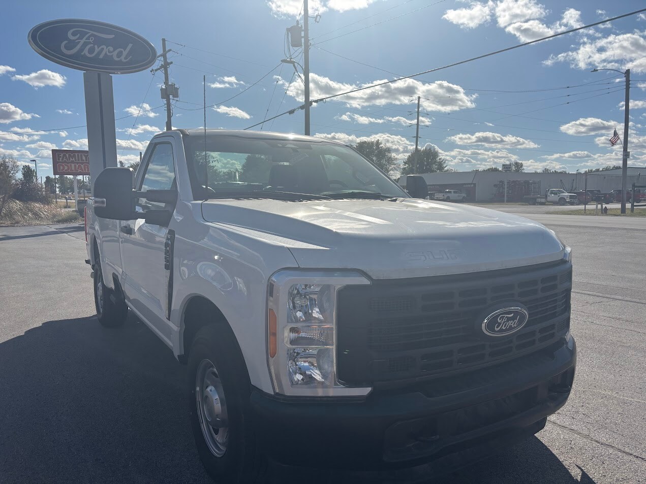 2023 Ford F-250 XL photo 2