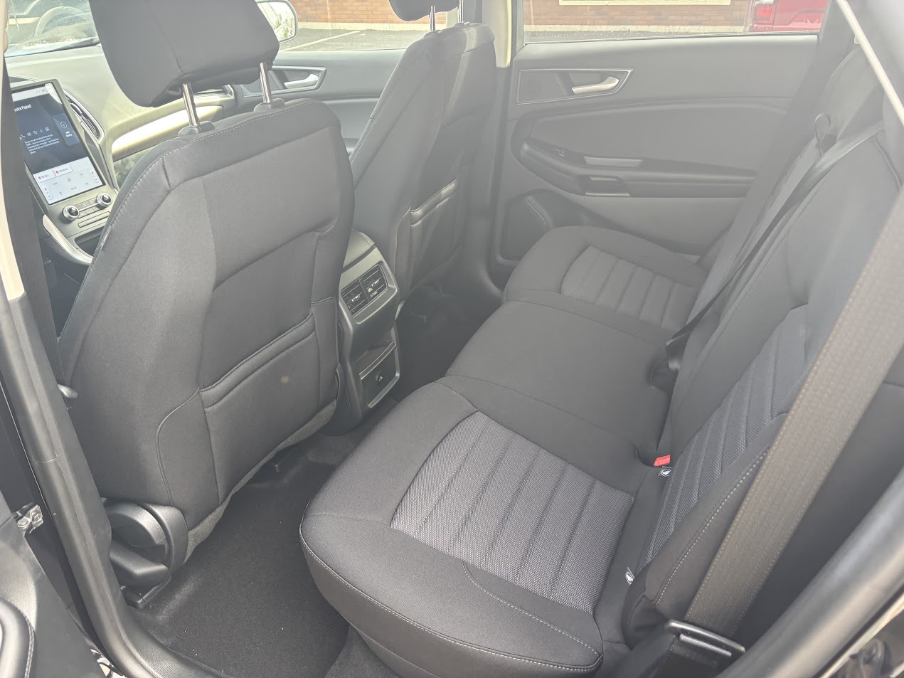 2024 Ford Edge SE - Photo 6