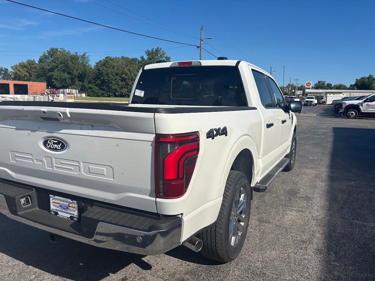 2025 Ford F-150 Lariat photo 3