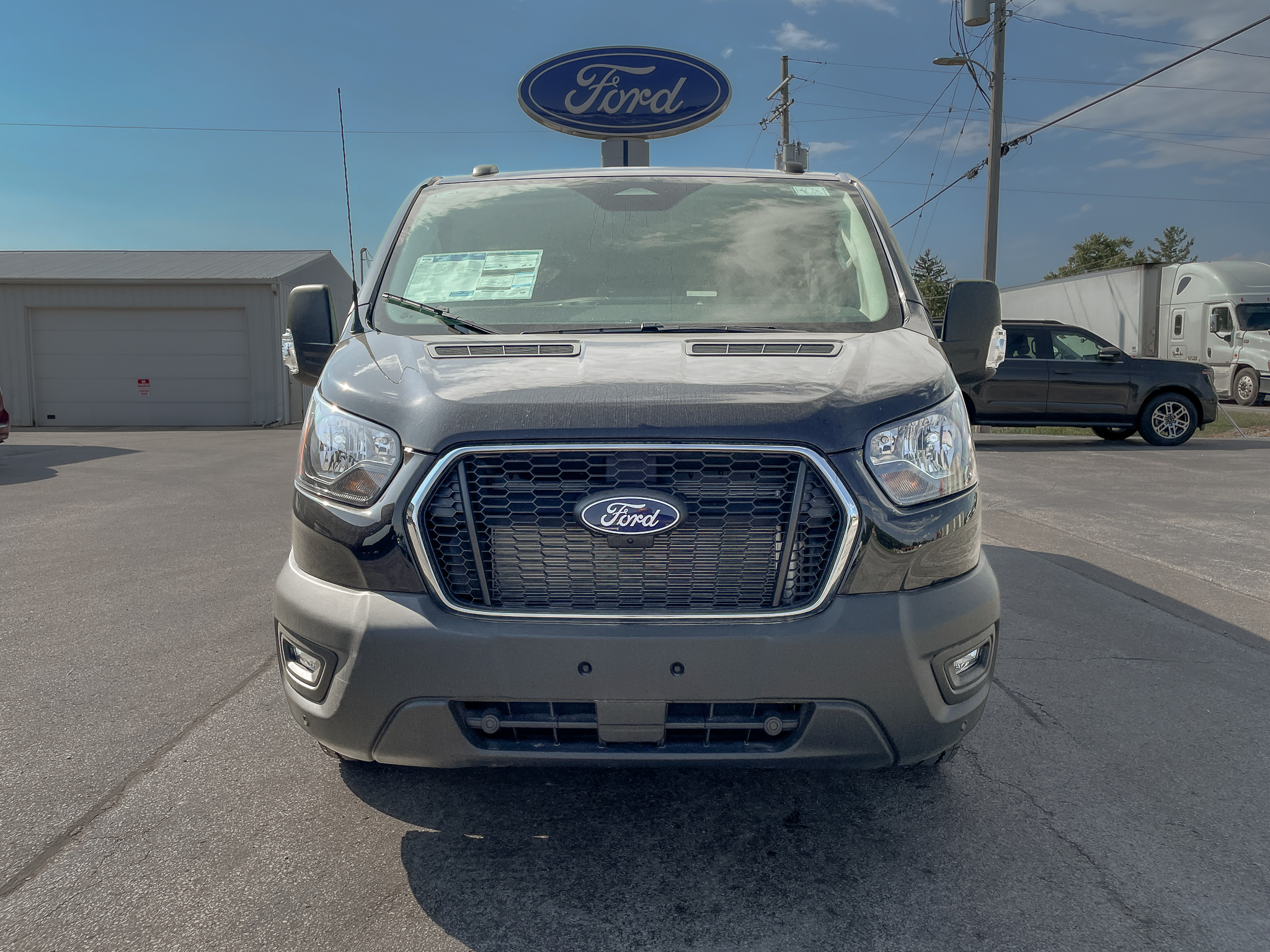  Ford Transit-350 Passenger