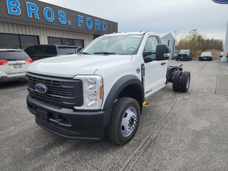 2024 Ford F-450 XL photo 2