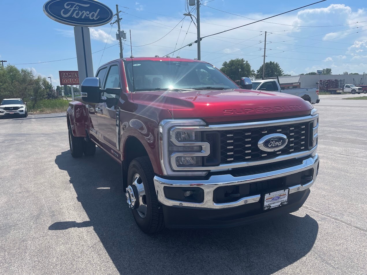 2025 Ford F-350 Lariat photo 3