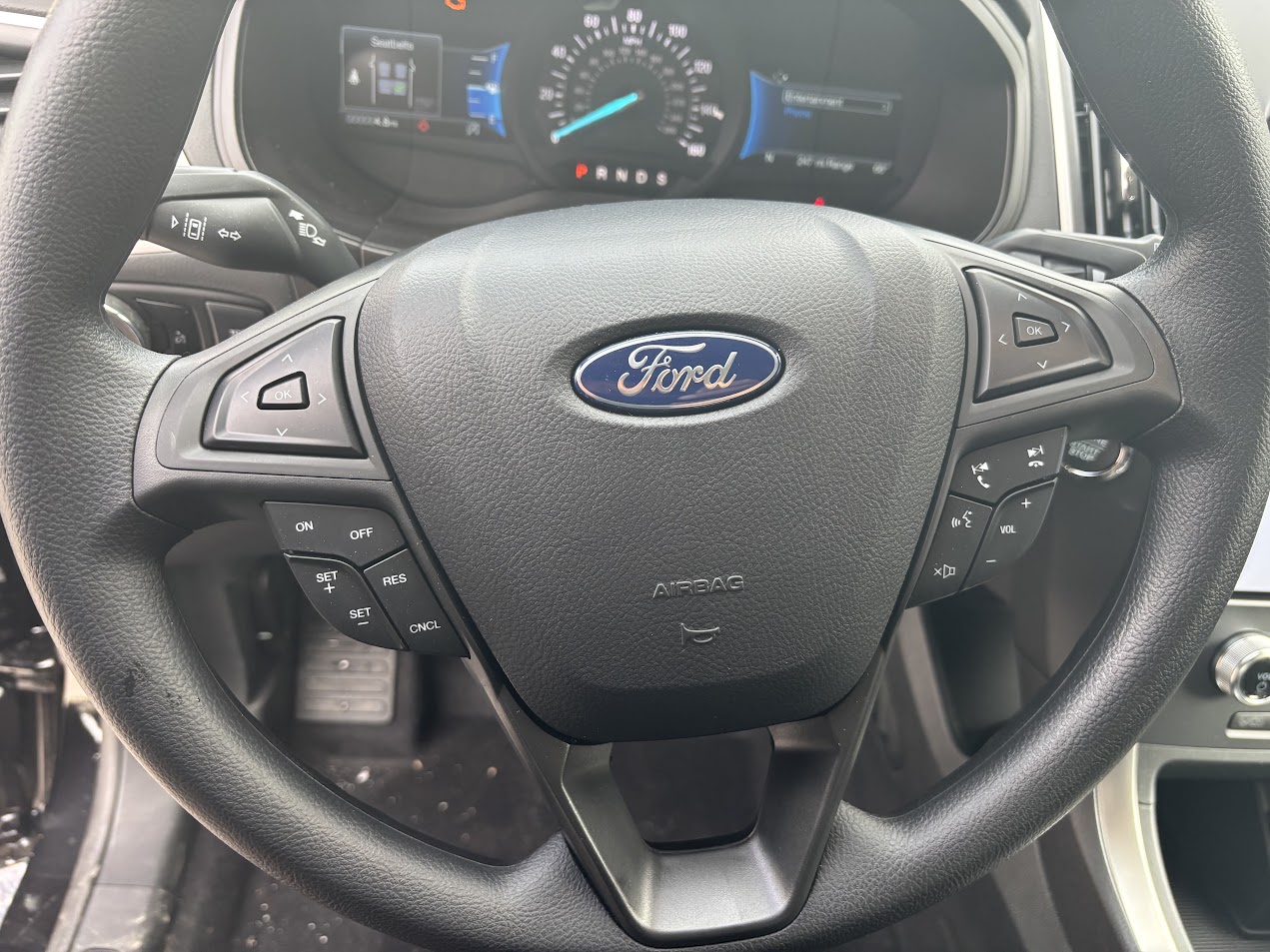 2024 Ford Edge SE - Photo 8