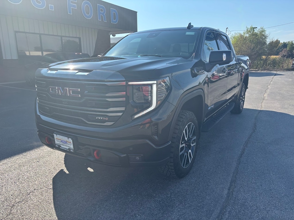 Used 2024 GMC Sierra 1500 AT4 Truck Crew Cab