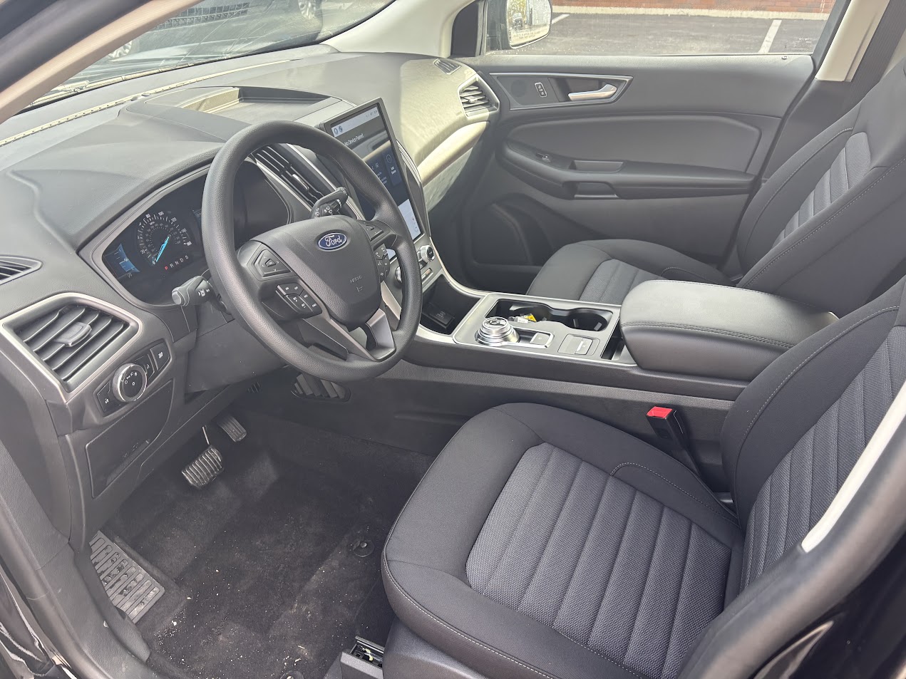 2024 Ford Edge SE - Photo 7