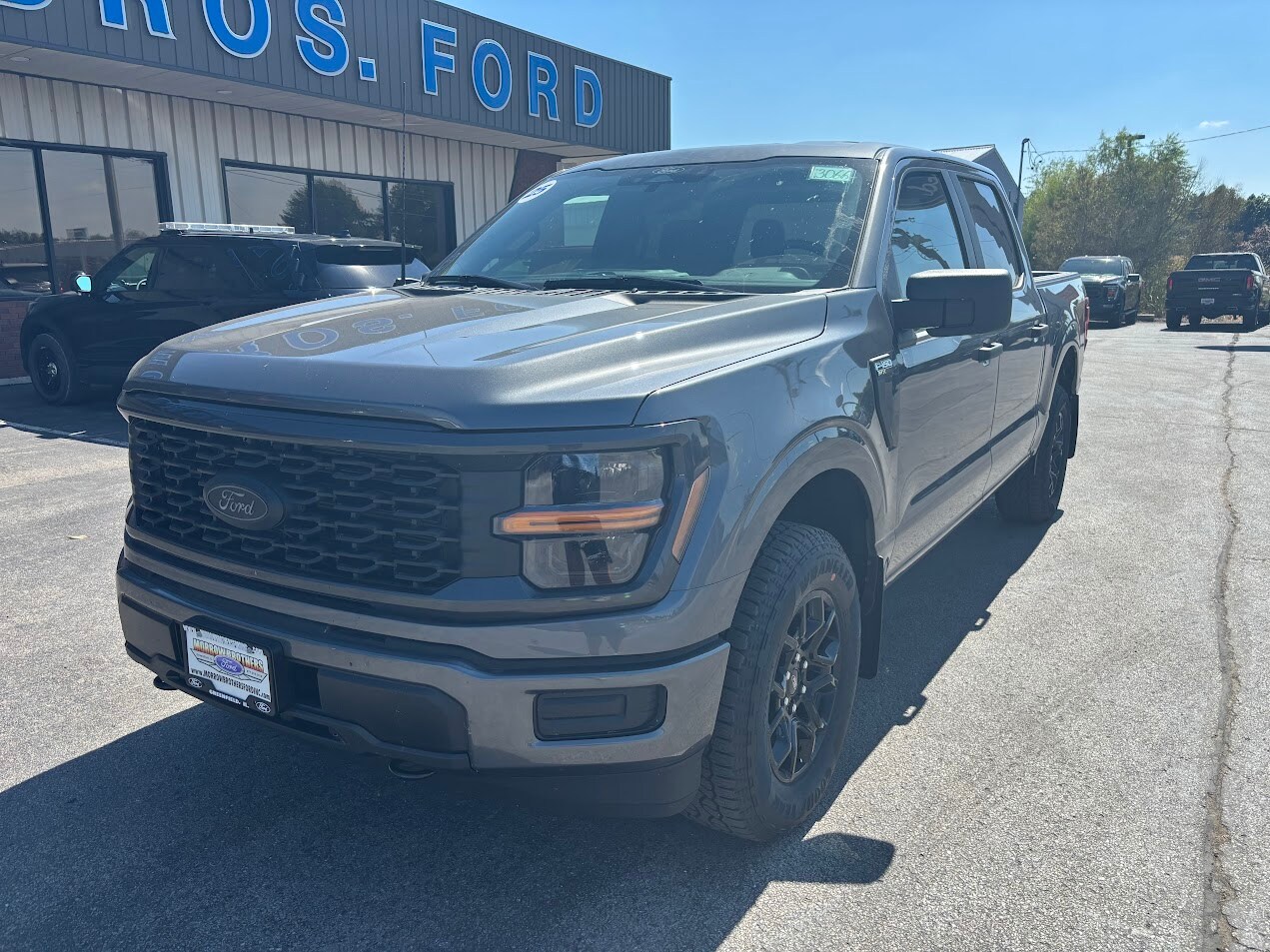 2025 Ford F-150 STX photo 2