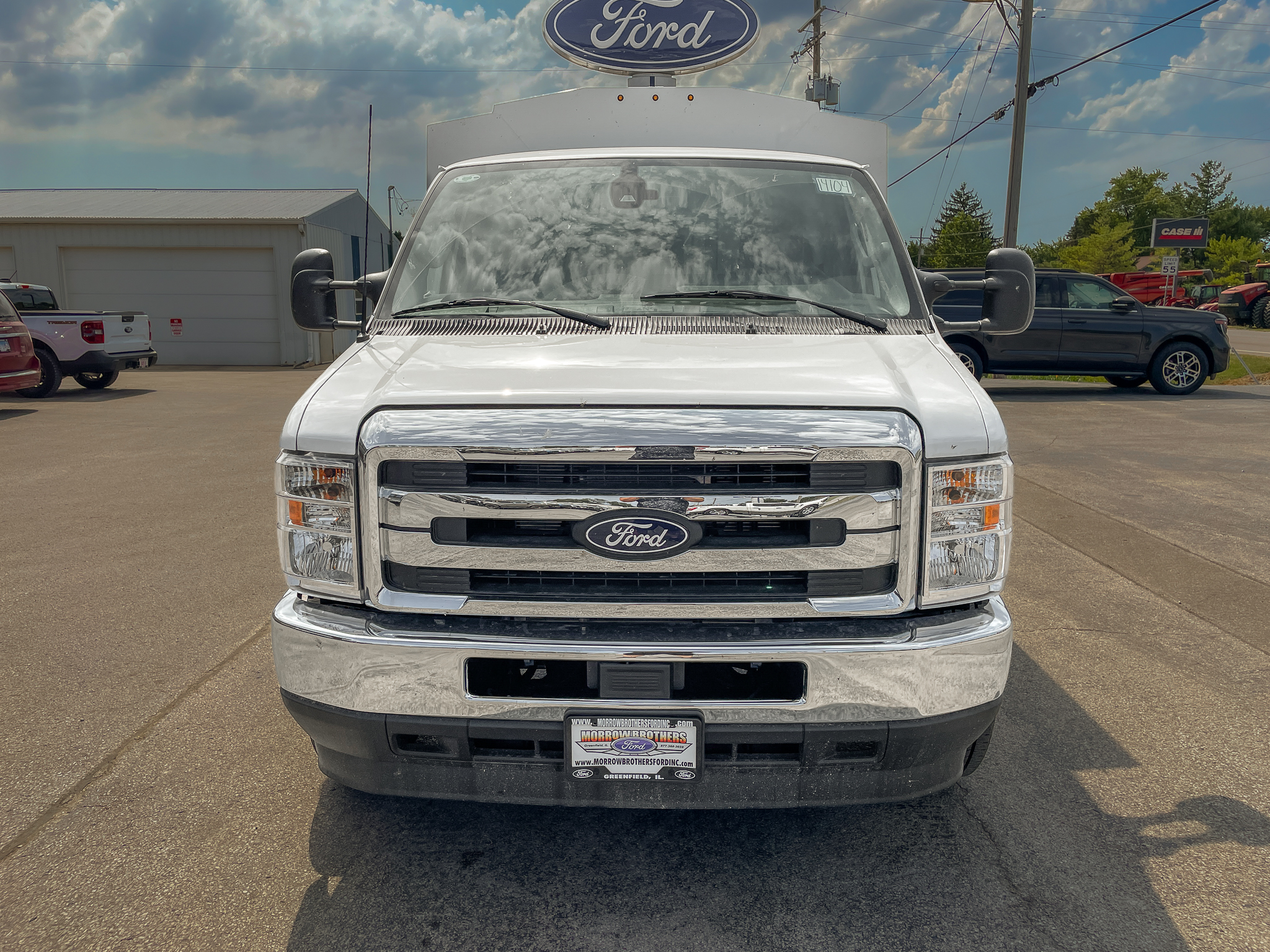  Ford E-350 Cutaway