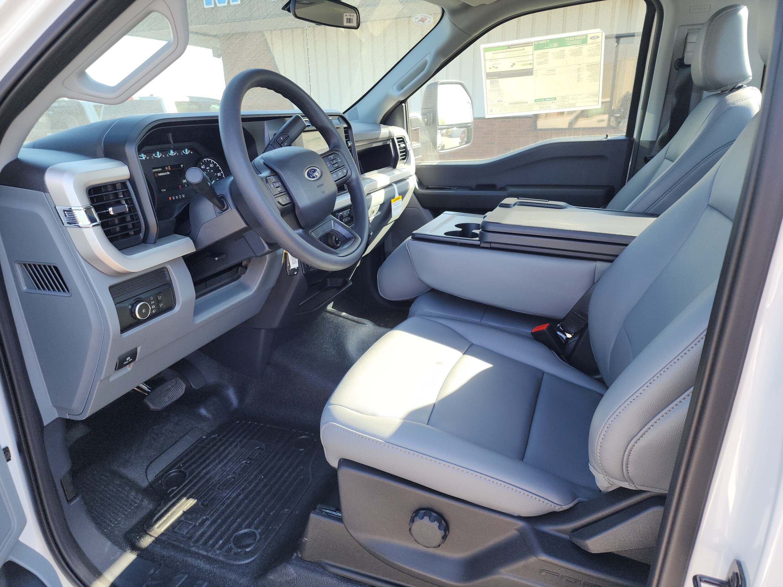 2024 Ford F-350 Super Duty Chassis Cab XL - Photo 6