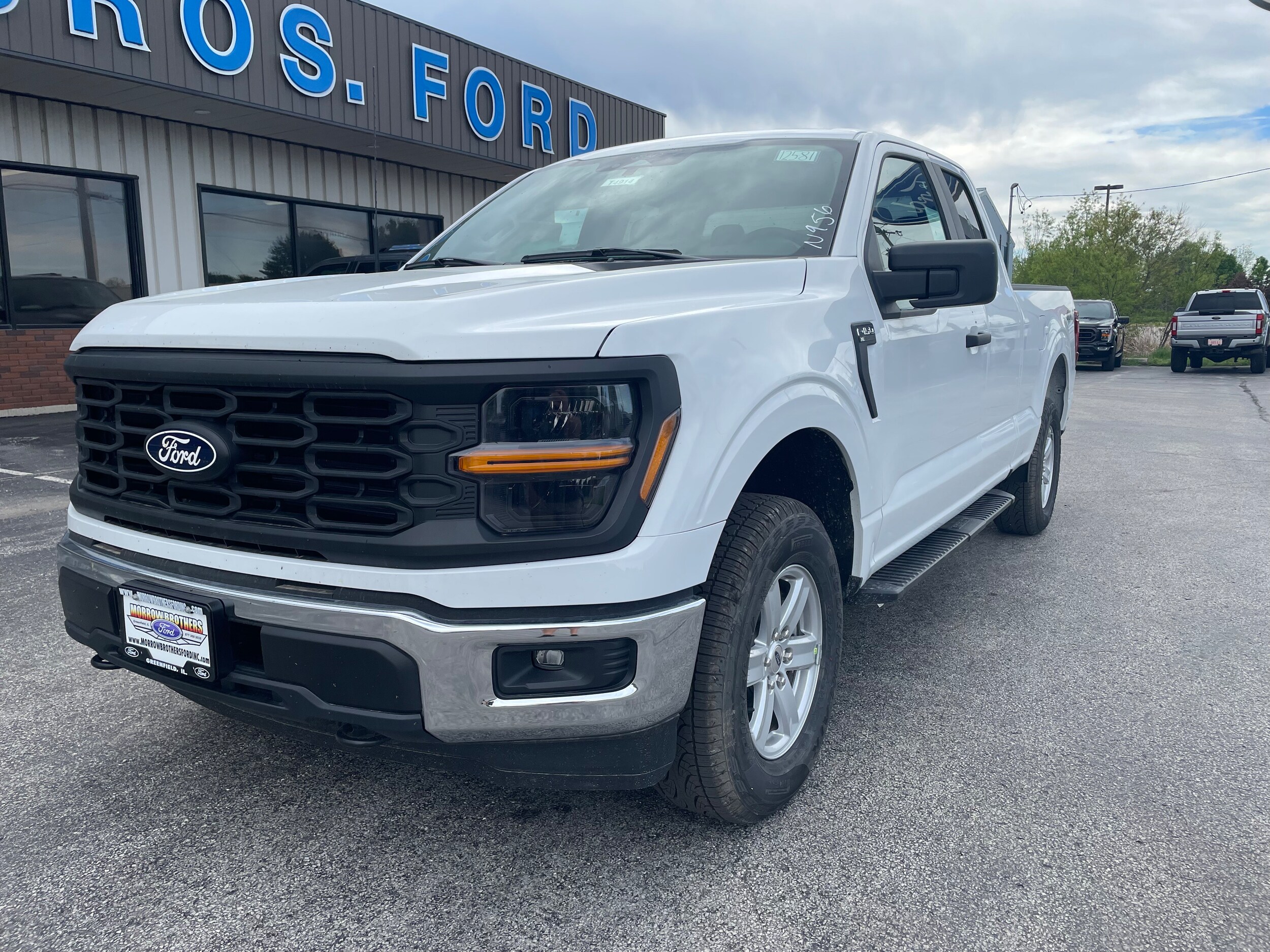 2025 Ford F-150 XL photo 2