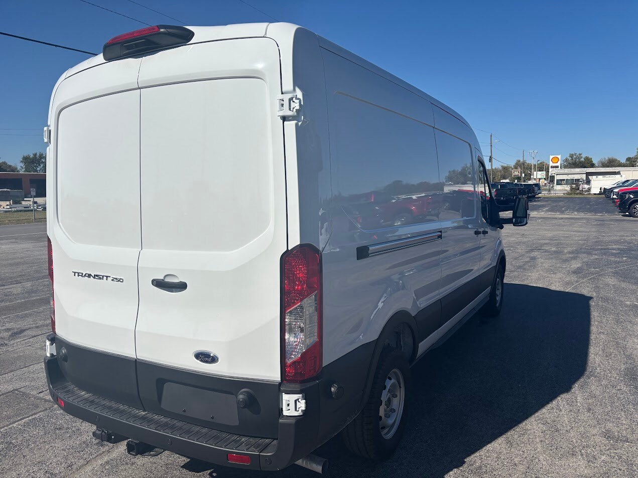 2025 Ford Transit photo 4