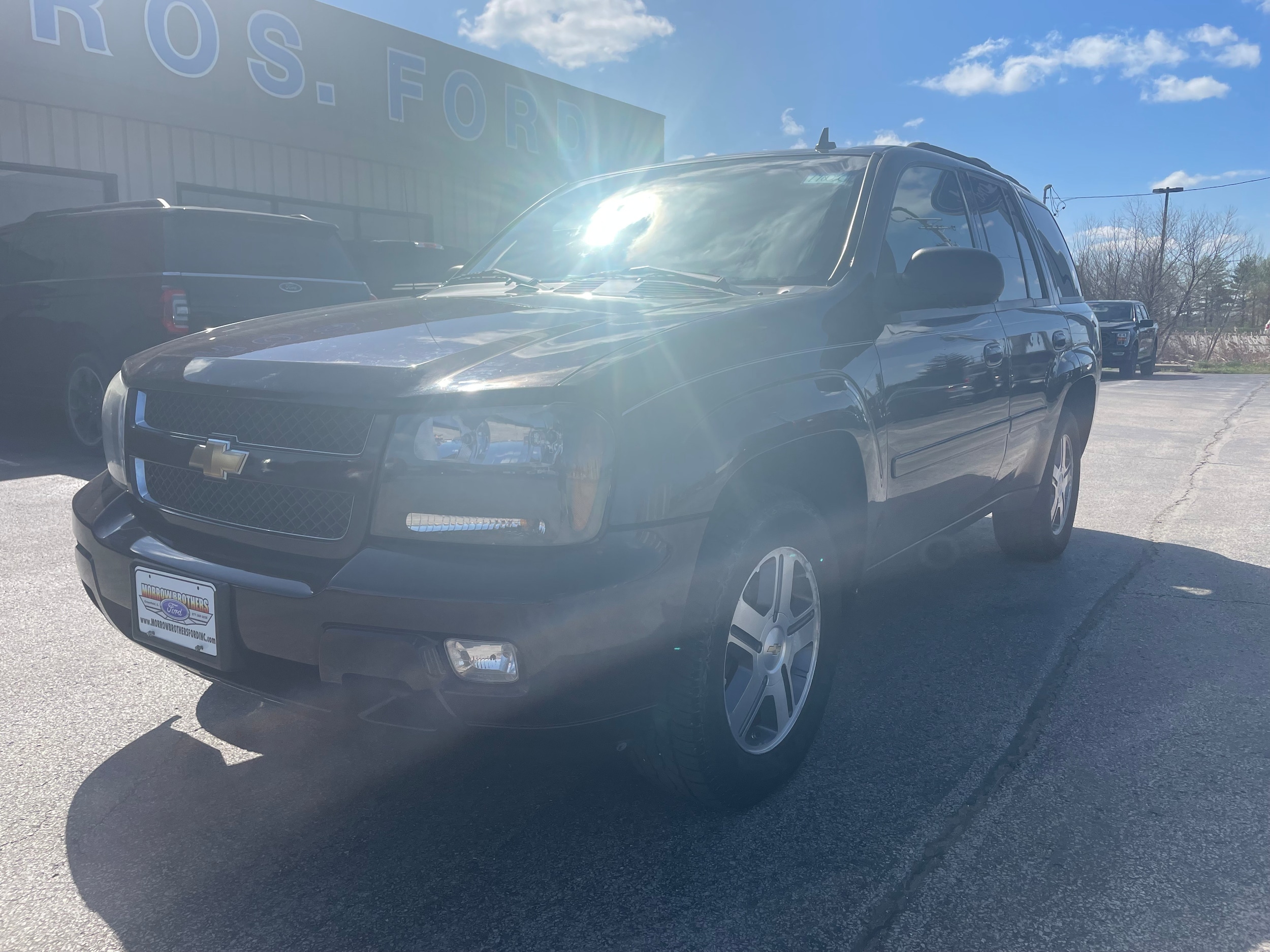 Used 2009 Chevrolet TrailBlazer 2LT with VIN 1GNDT33S392129558 for sale in Greenfield, IL
