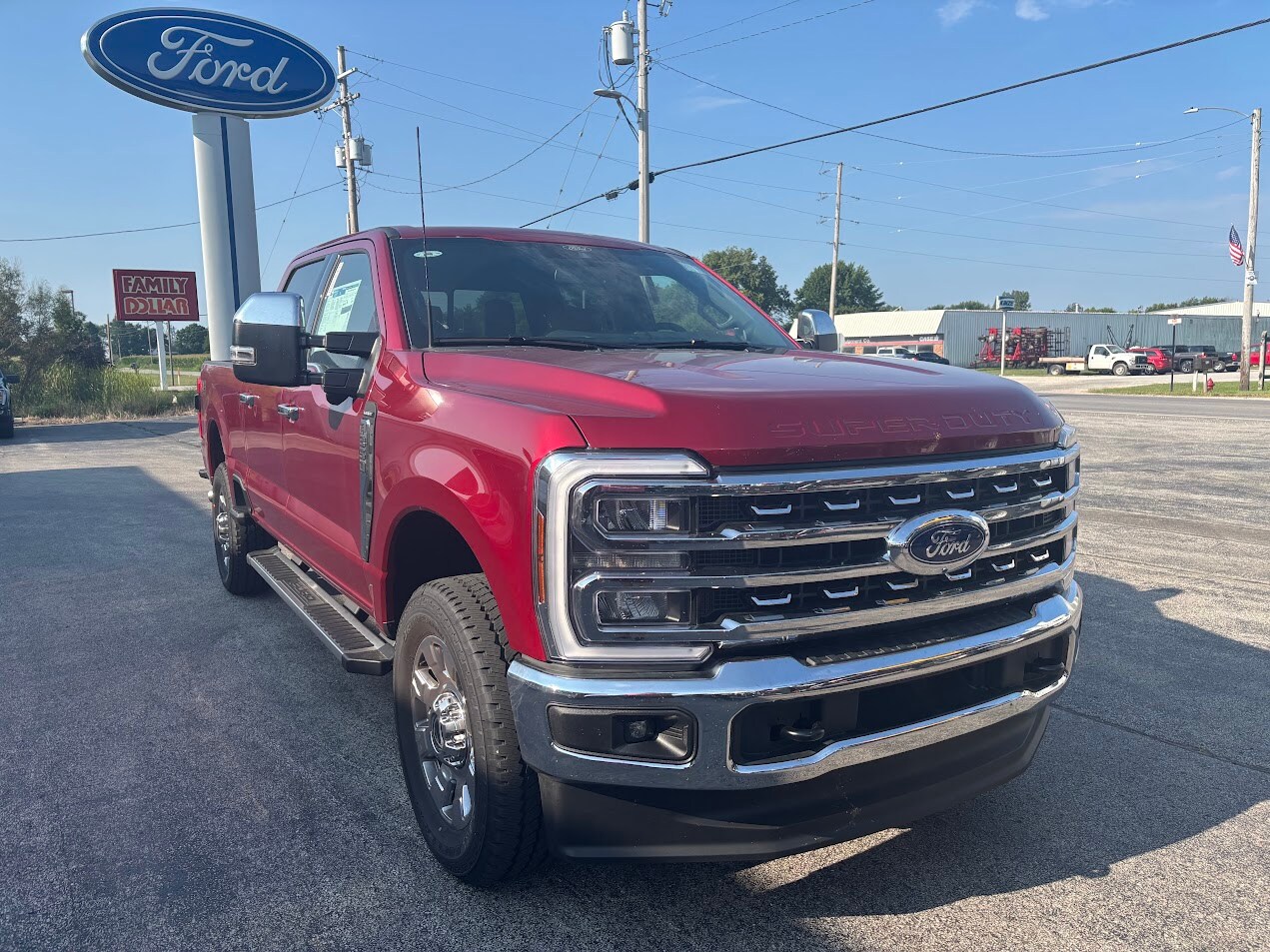 2025 Ford F-350 Lariat photo 2