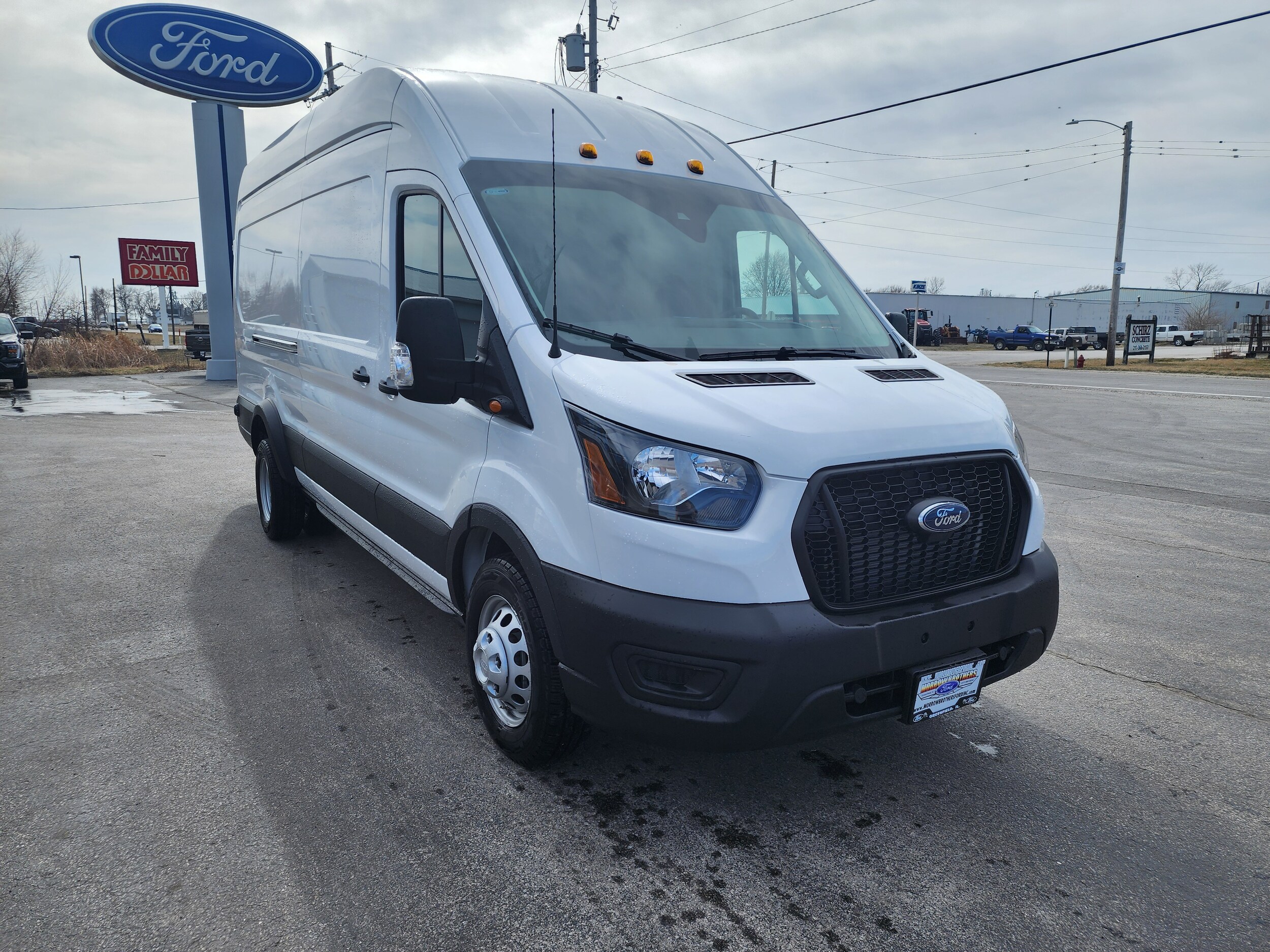 2023 Ford Transit photo 3