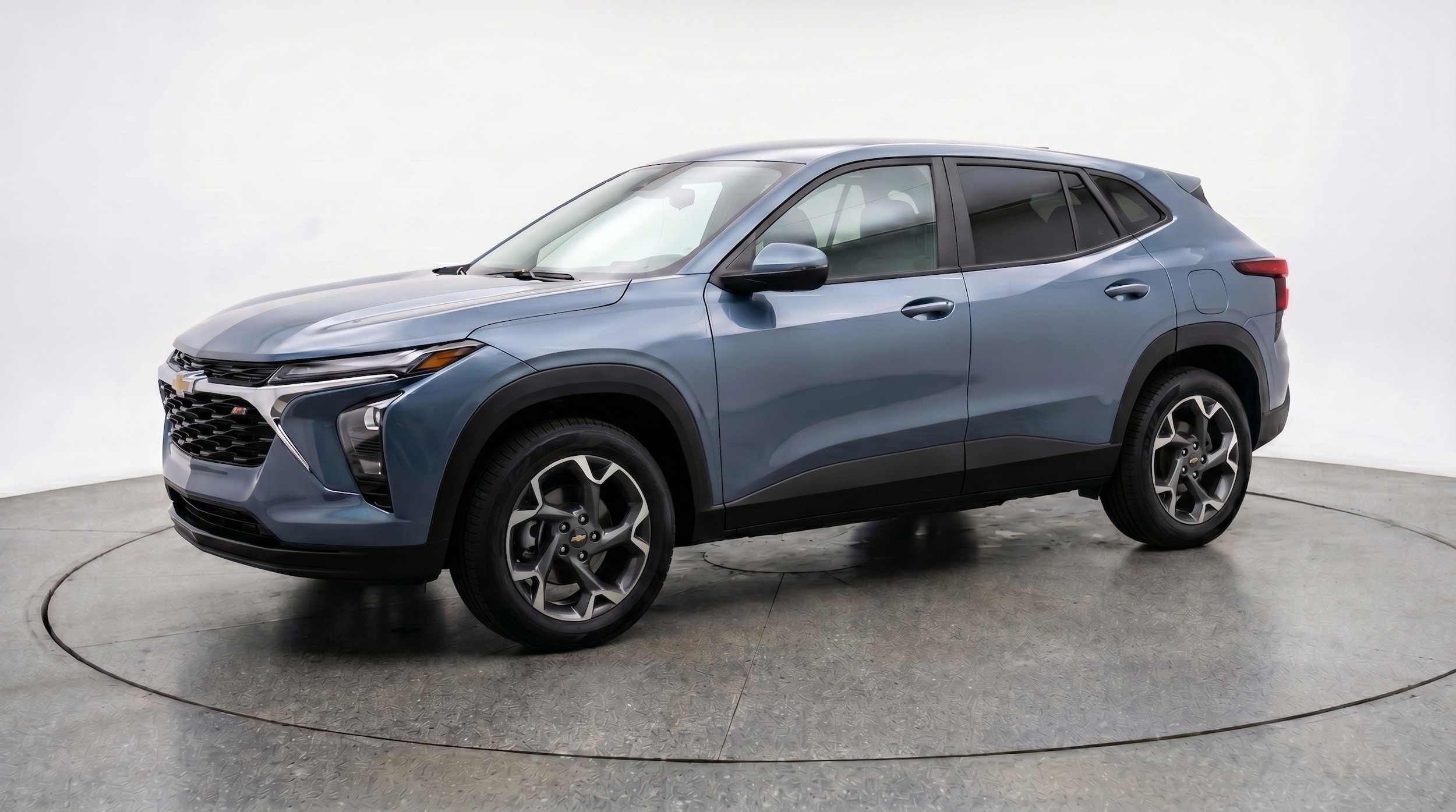 Thumbnail: 2025 Chevrolet Trax - 3