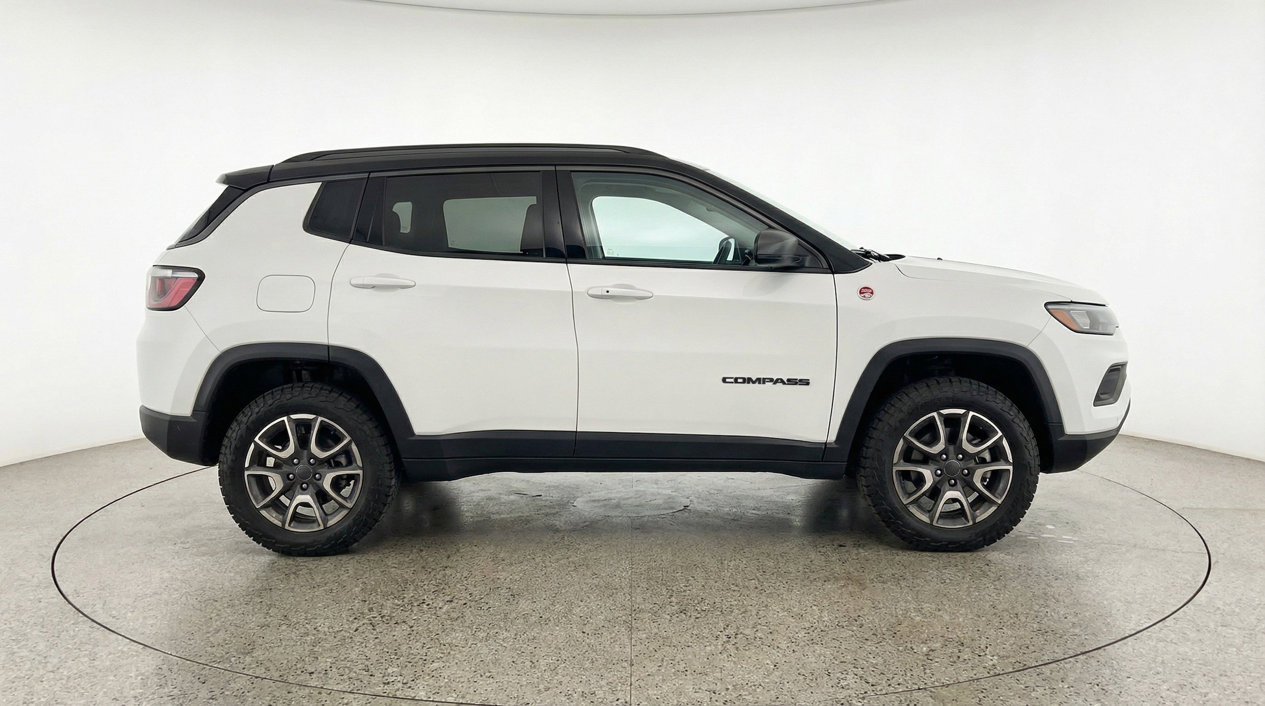 Thumbnail: 2025 Jeep Compass - 11