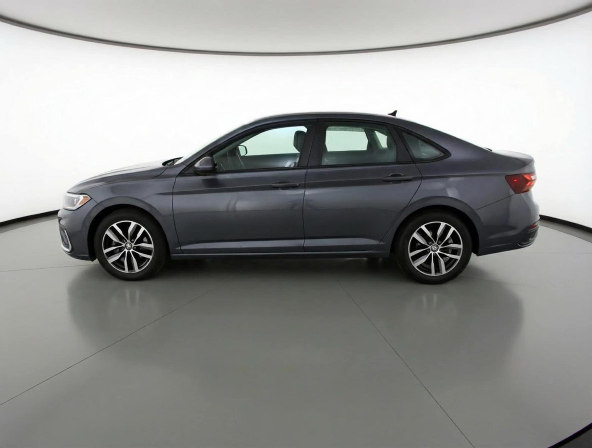 Thumbnail: 2025 Volkswagen Jetta - 4