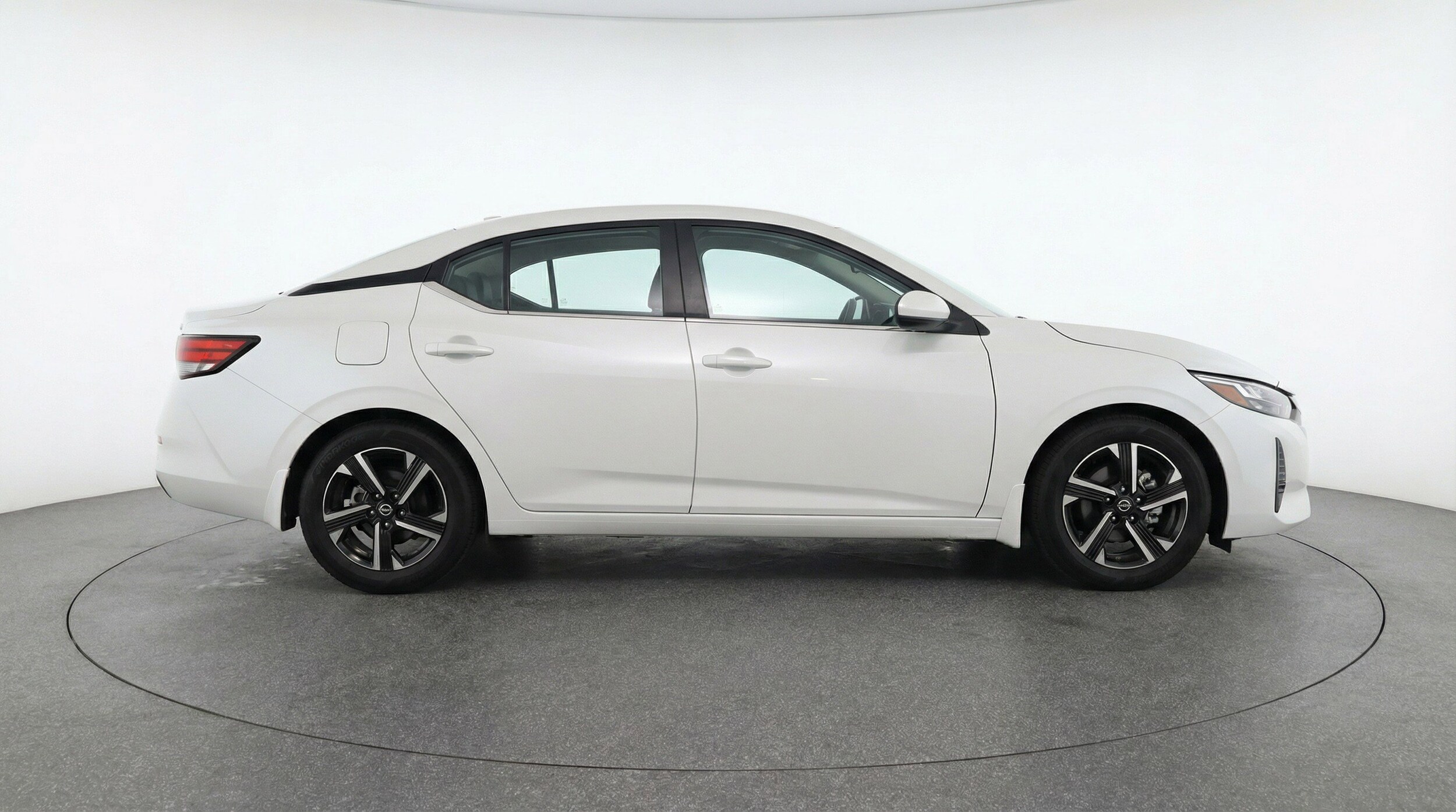Thumbnail: 2025 Nissan Sentra - 11