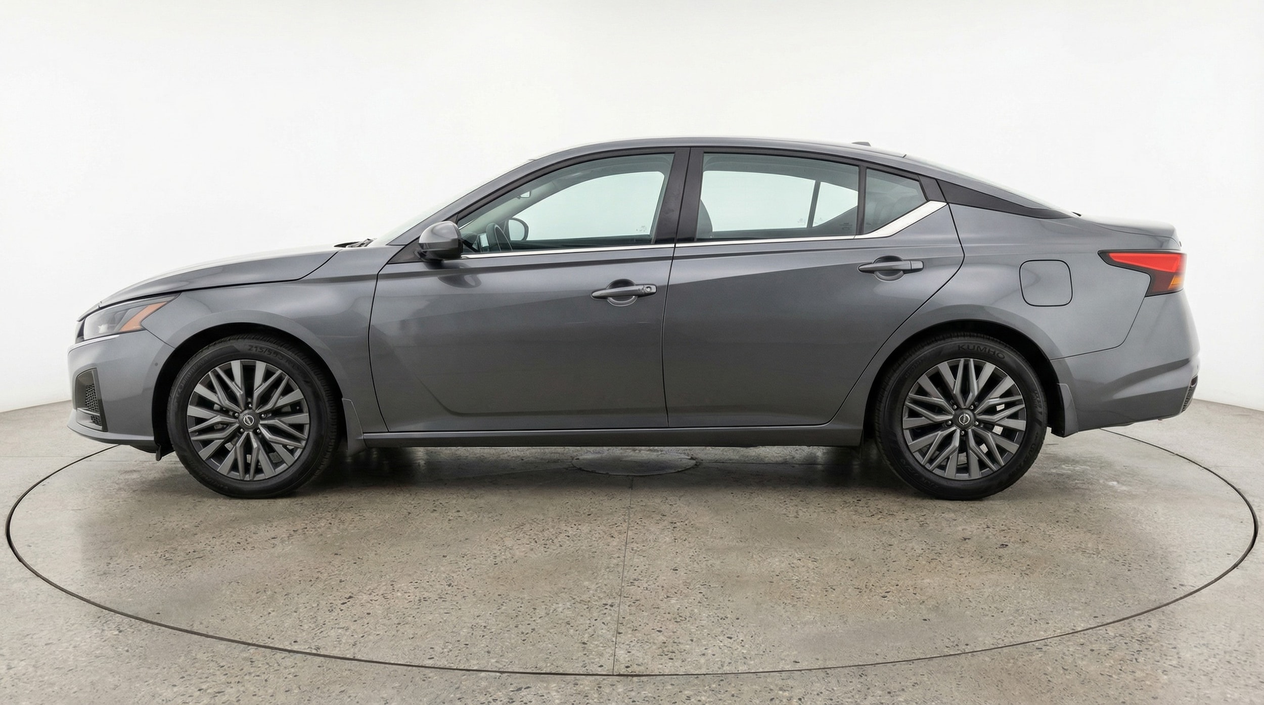 Thumbnail: 2025 Nissan Altima - 4