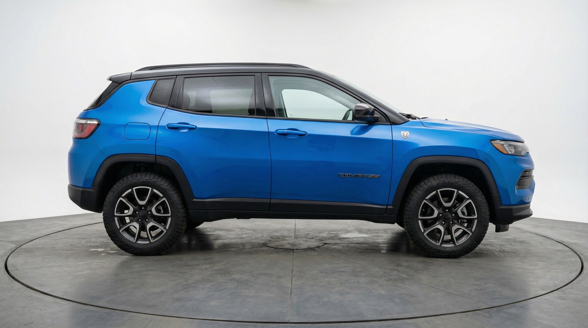 Thumbnail: 2025 Jeep Compass - 11