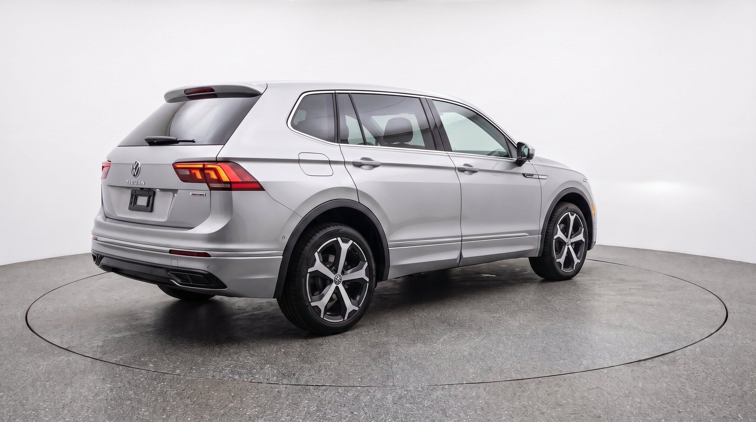 Thumbnail: 2026 Volkswagen Tiguan - 9