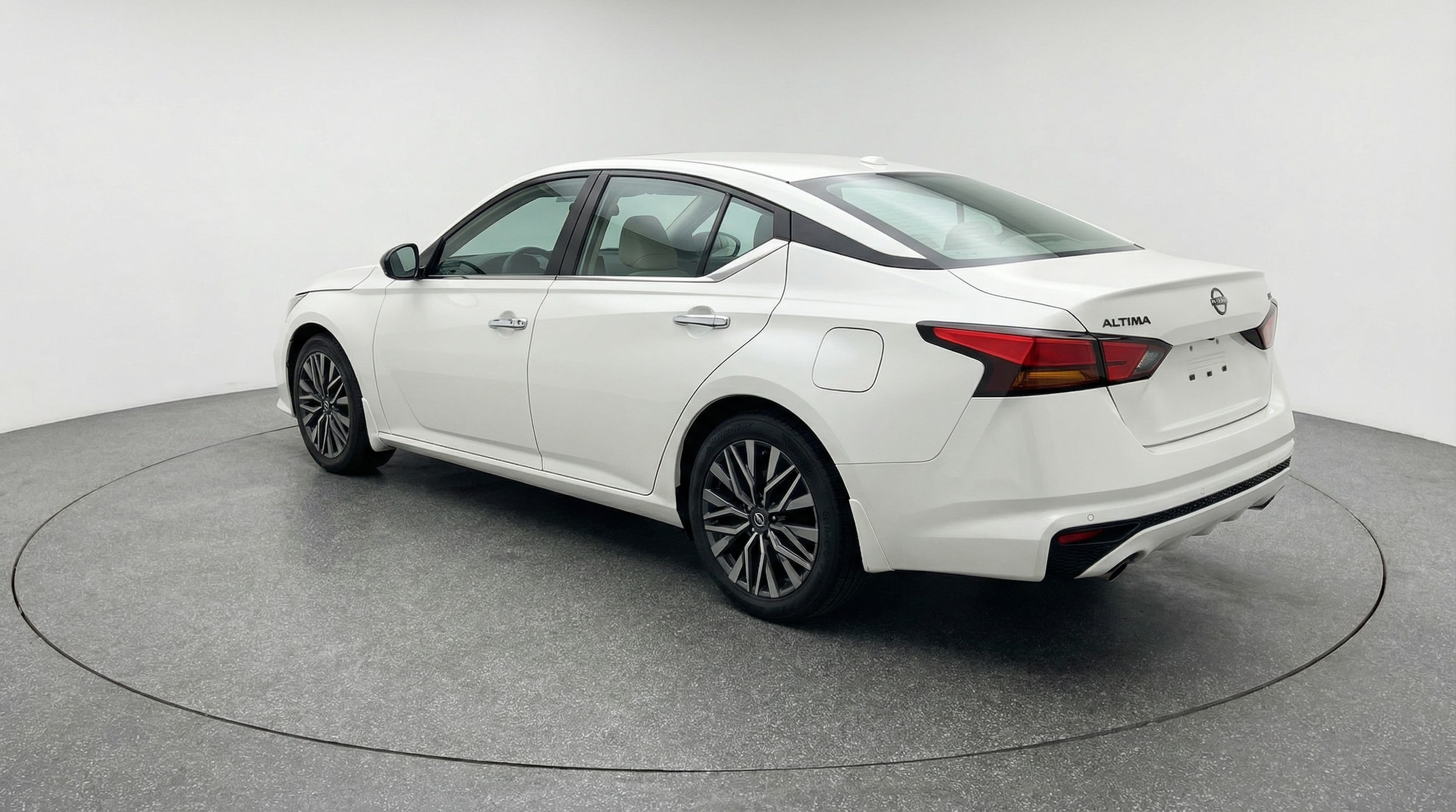 Thumbnail: 2025 Nissan Altima - 5