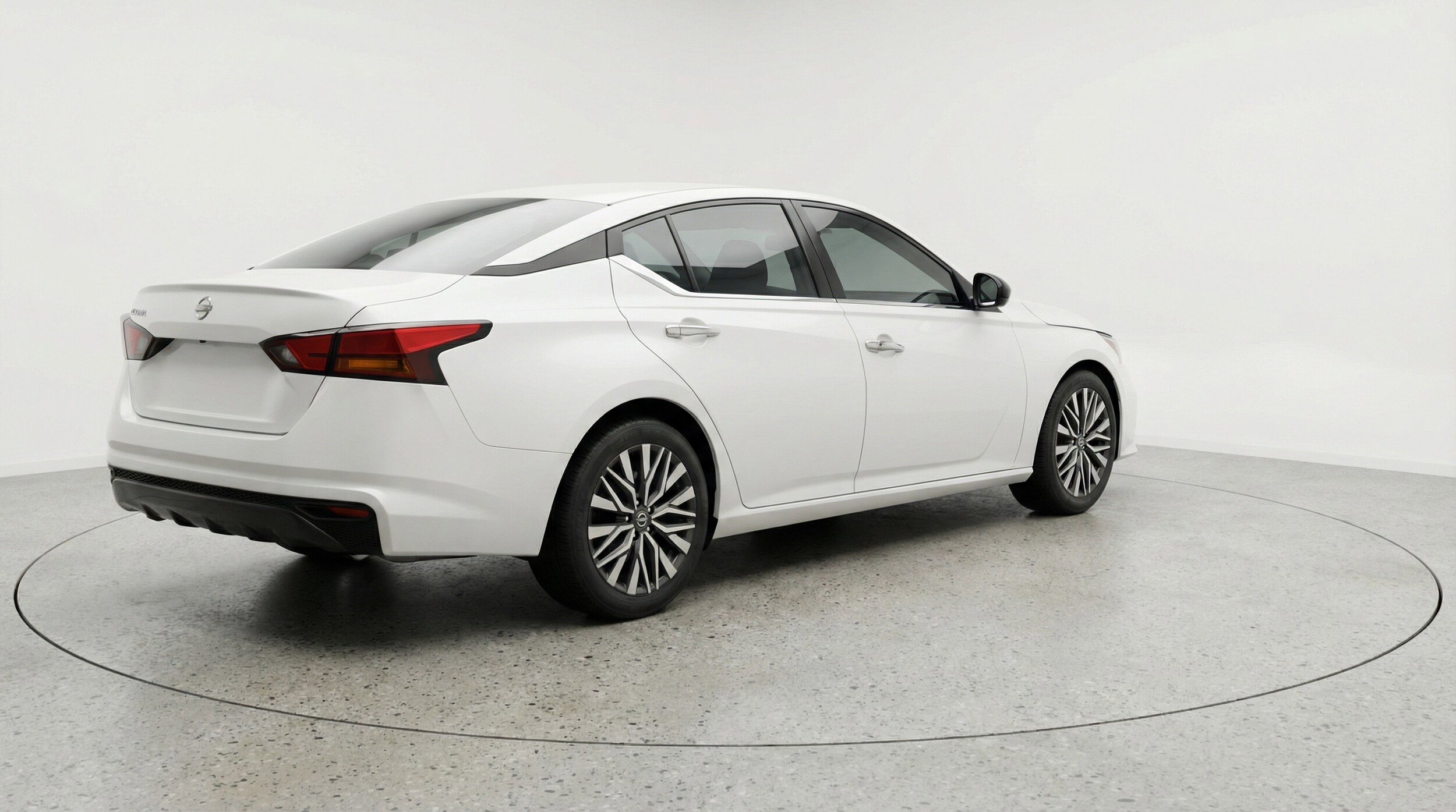 Thumbnail: 2025 Nissan Altima - 9