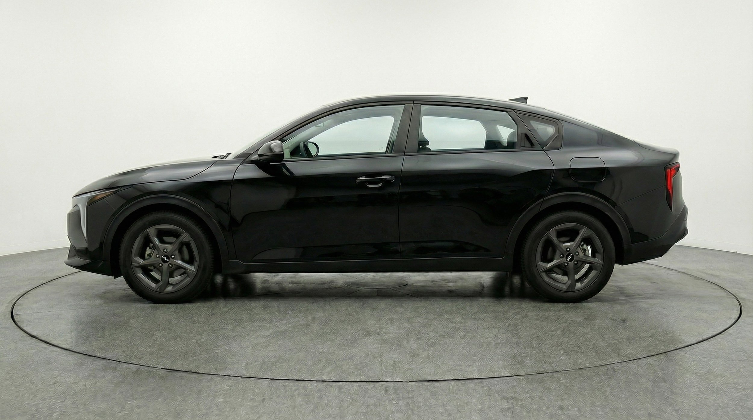 Thumbnail: 2025 Kia K4 - 4