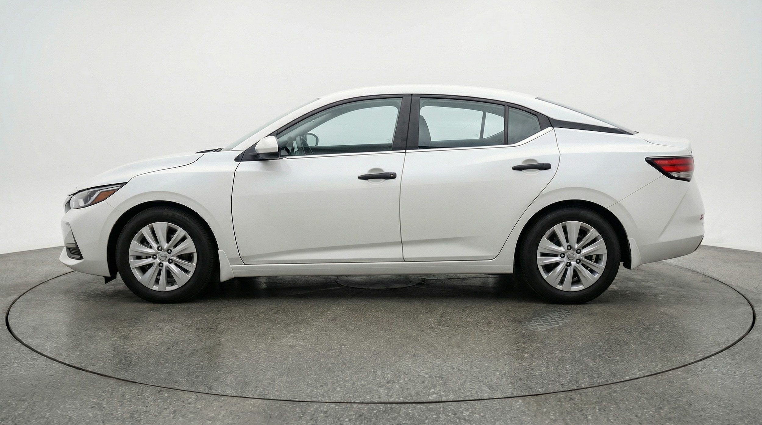 Thumbnail: 2025 Nissan Sentra - 4