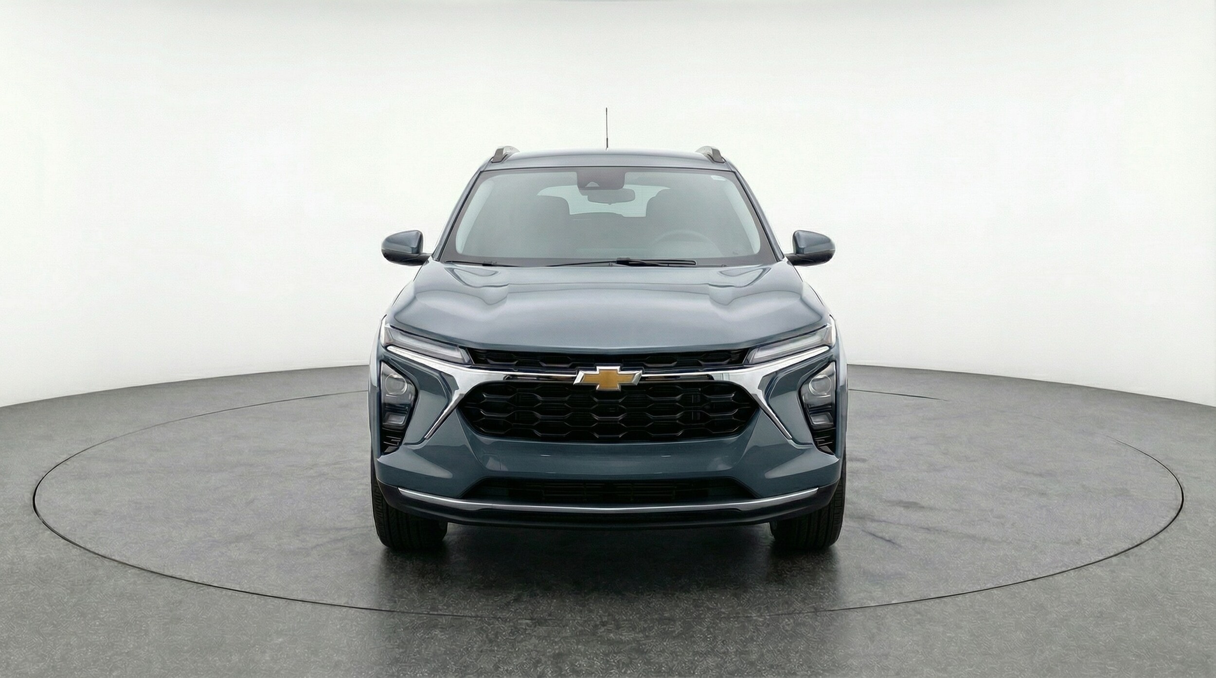 Thumbnail: 2025 Chevrolet Trax - 2