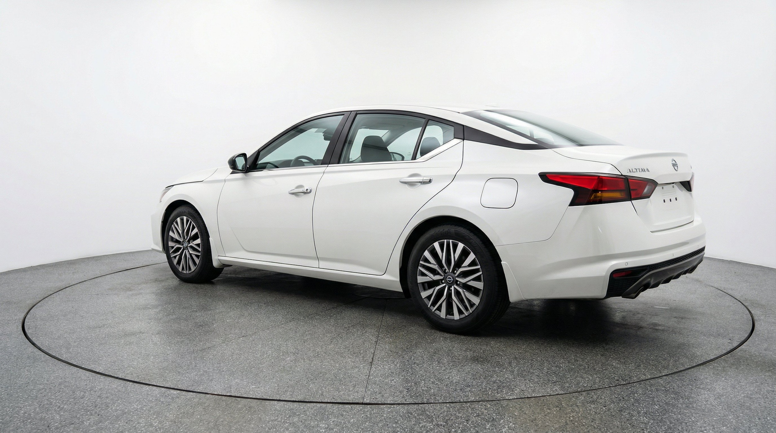 Thumbnail: 2025 Nissan Altima - 6
